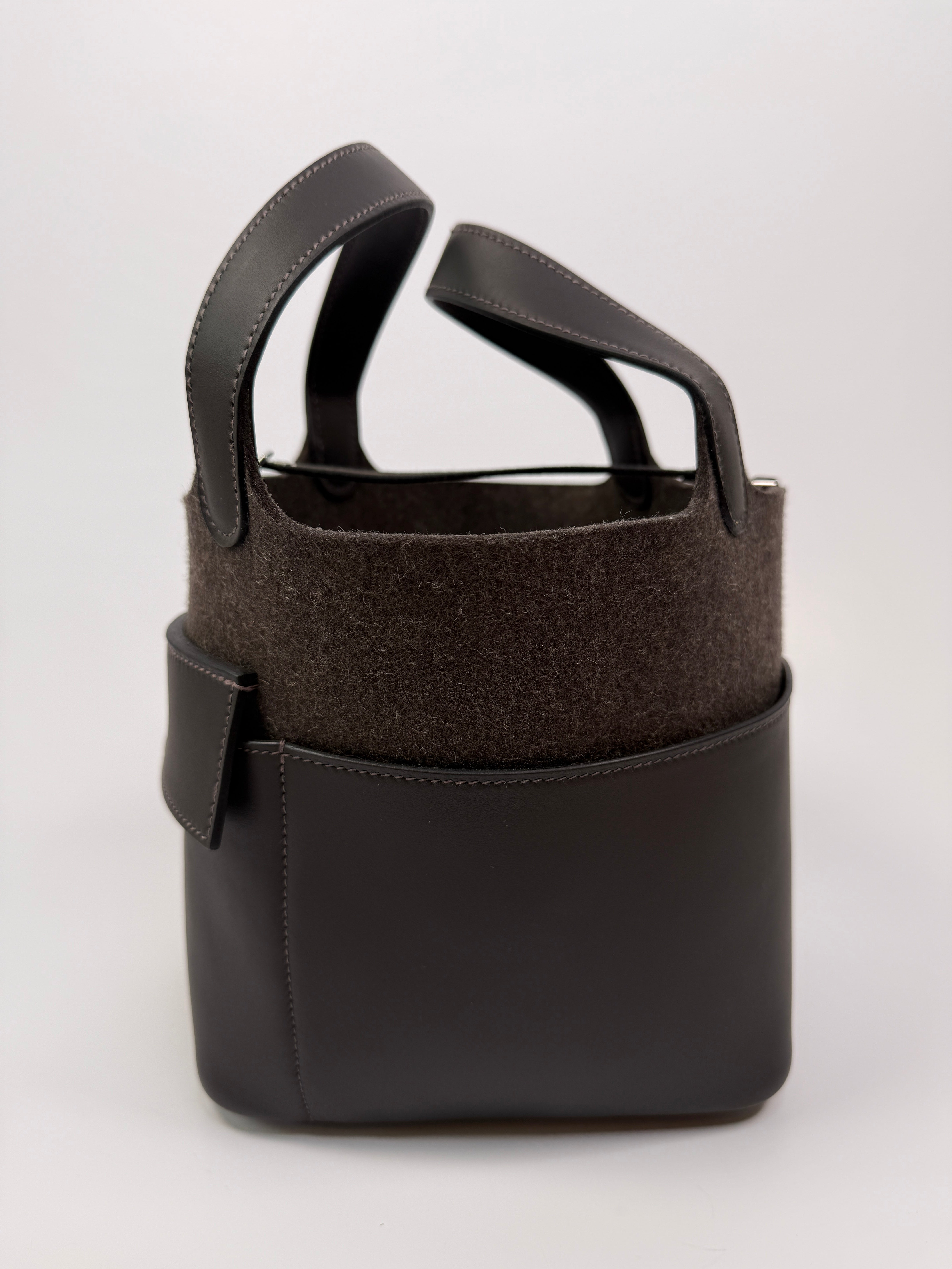 Authentic Pre Loved Hermès Picotin 18 Special Edition in Ebene Swift and Gris Wool Felt New & Unused