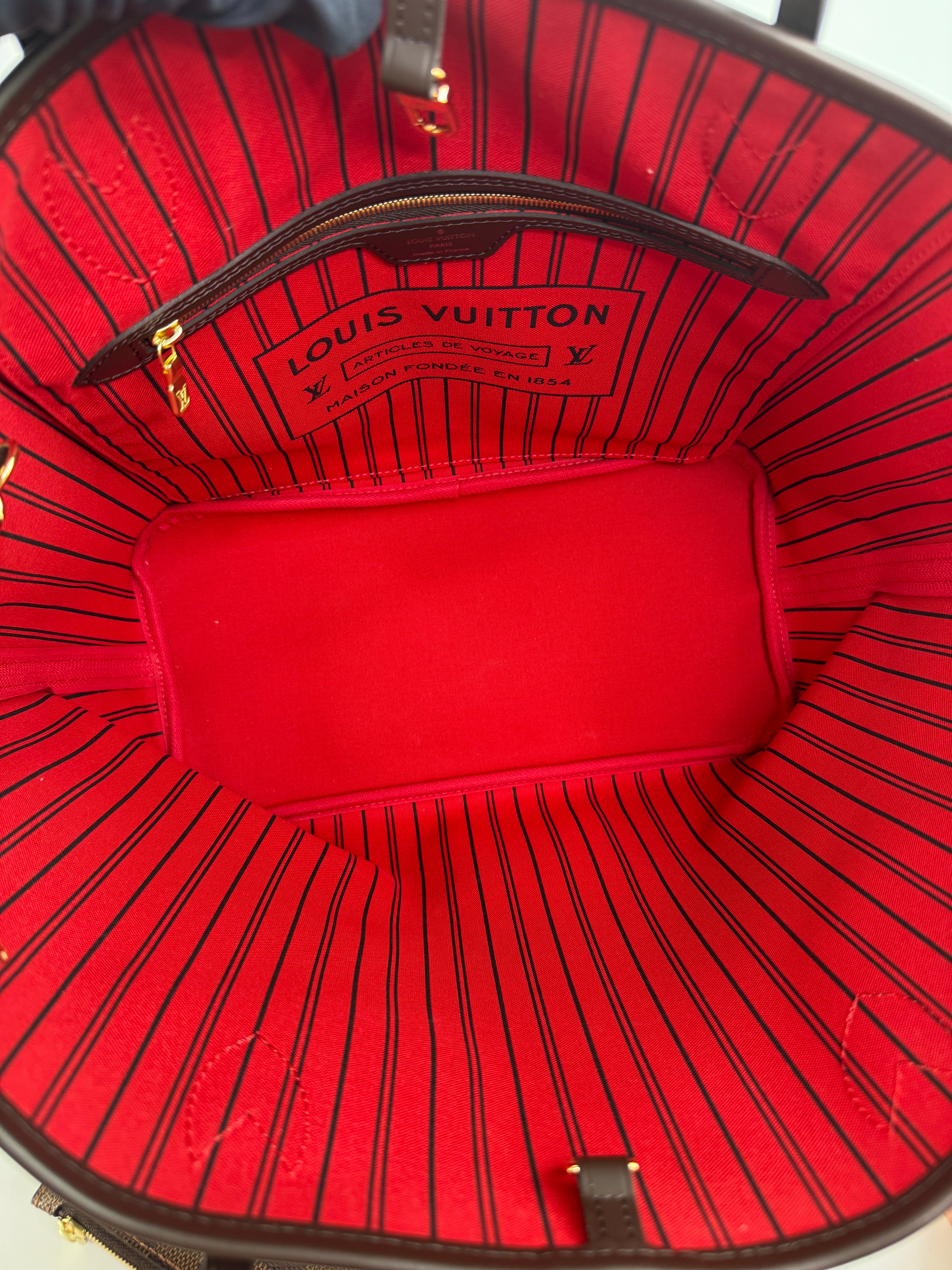 Louis Vuitton Neverfull MM Tote Bag