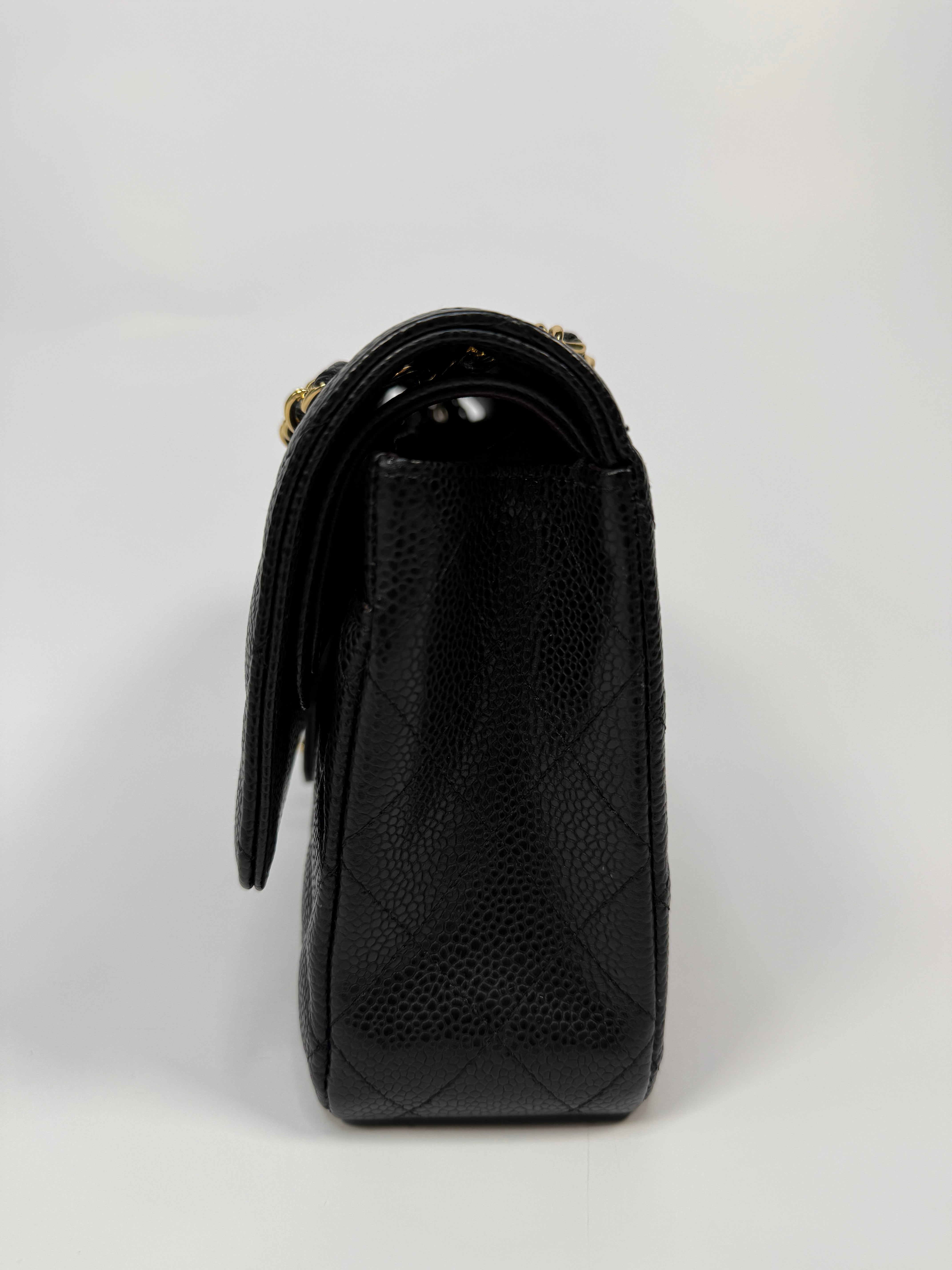 Chanel Medium Classic Double Flap Black Caviar With GHW