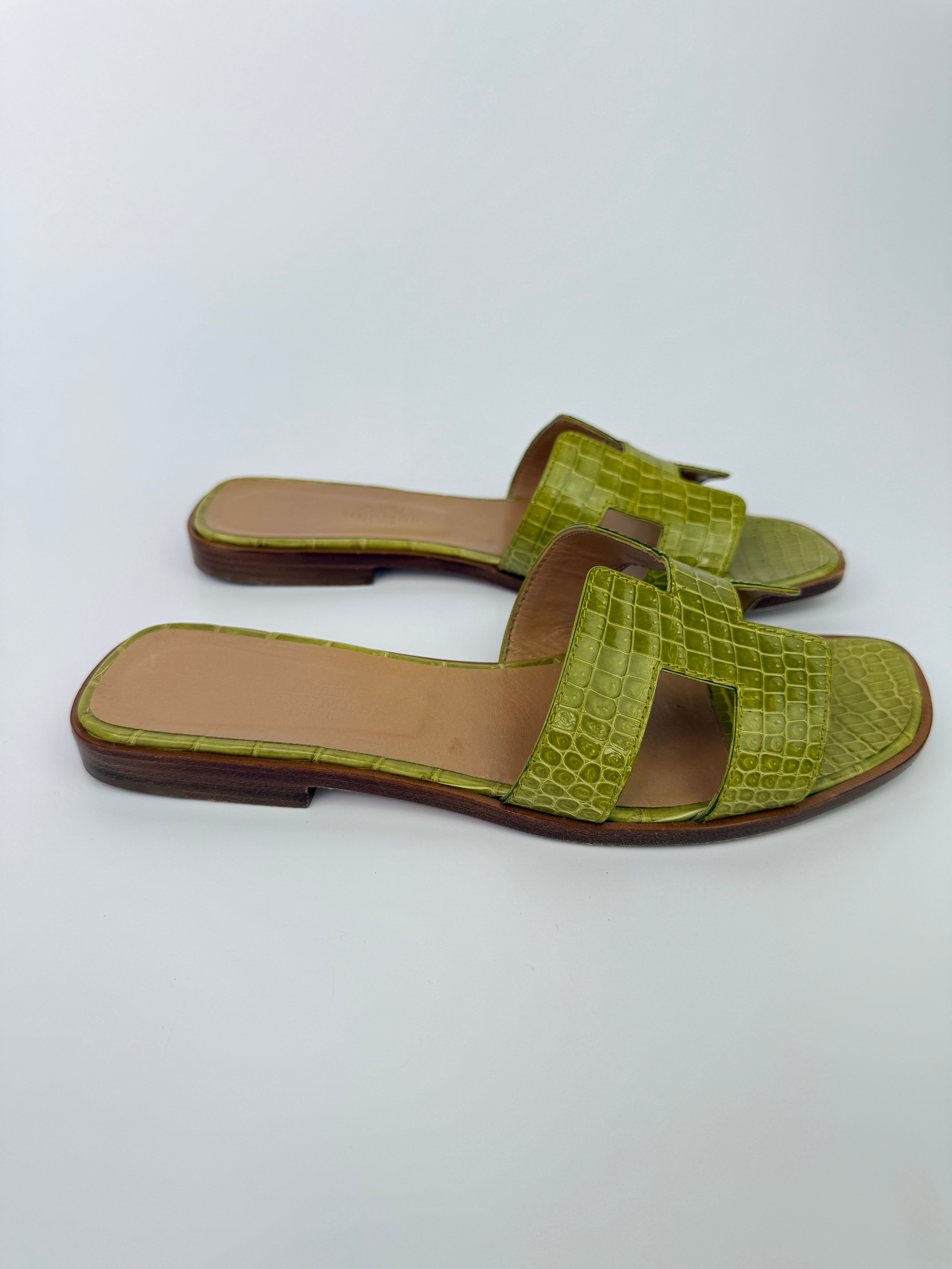Hermès Crocodile Oran Sandals (Size 38/UK5)