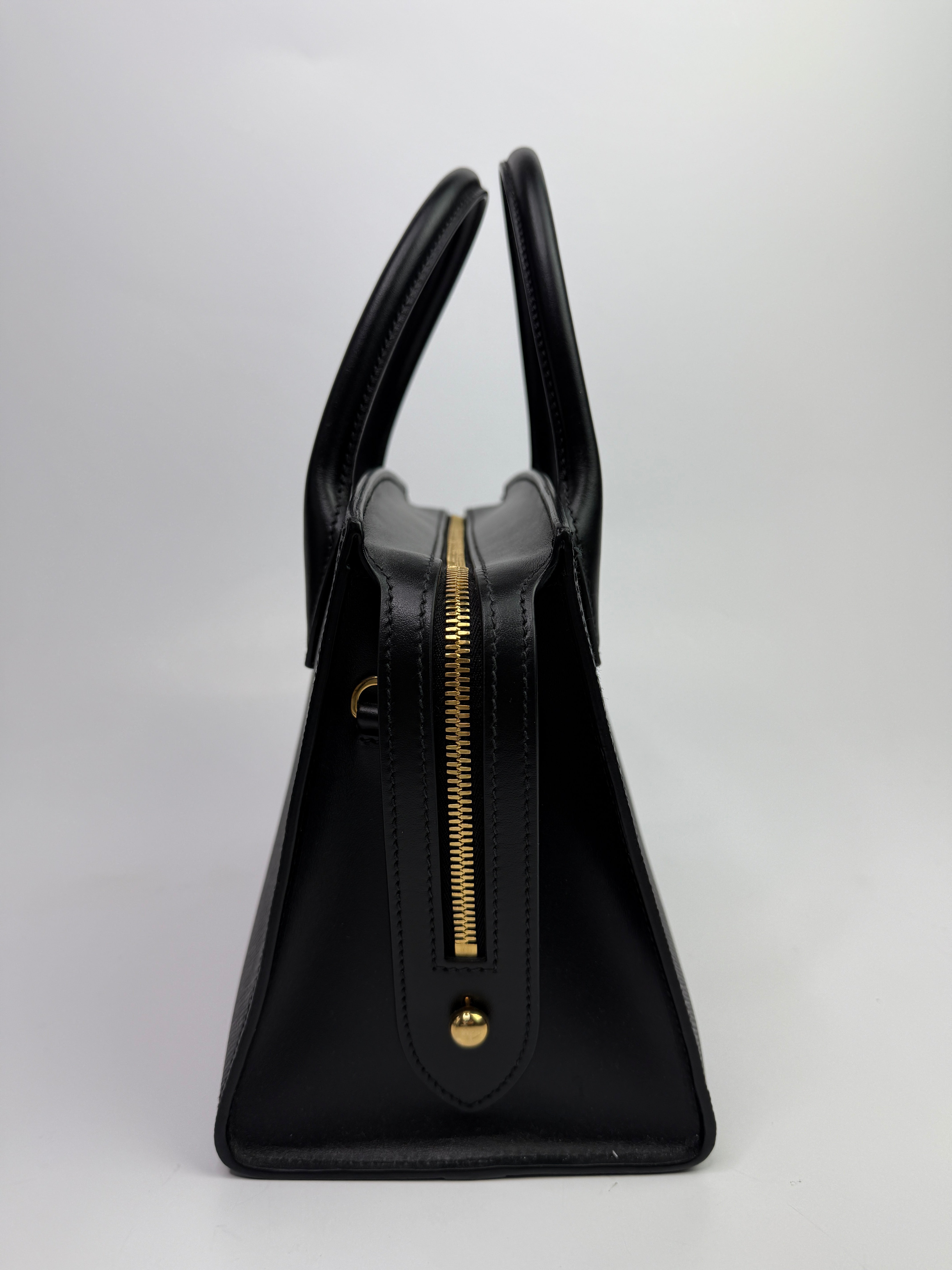 Prada Tote In Black Saffiano Leather