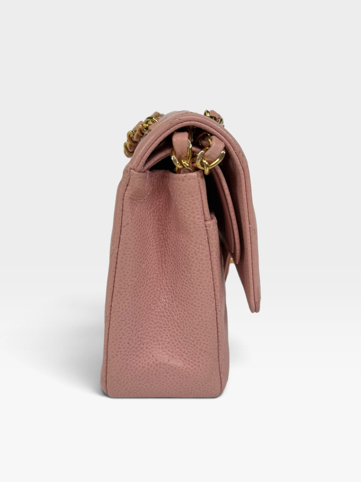 *RARE* Chanel Vintage Medium Classic Double Flap In Pink Caviar Leather With 24Kt Gold Hardware, authentic and preloved in overall excellent condition 100% guarantee.