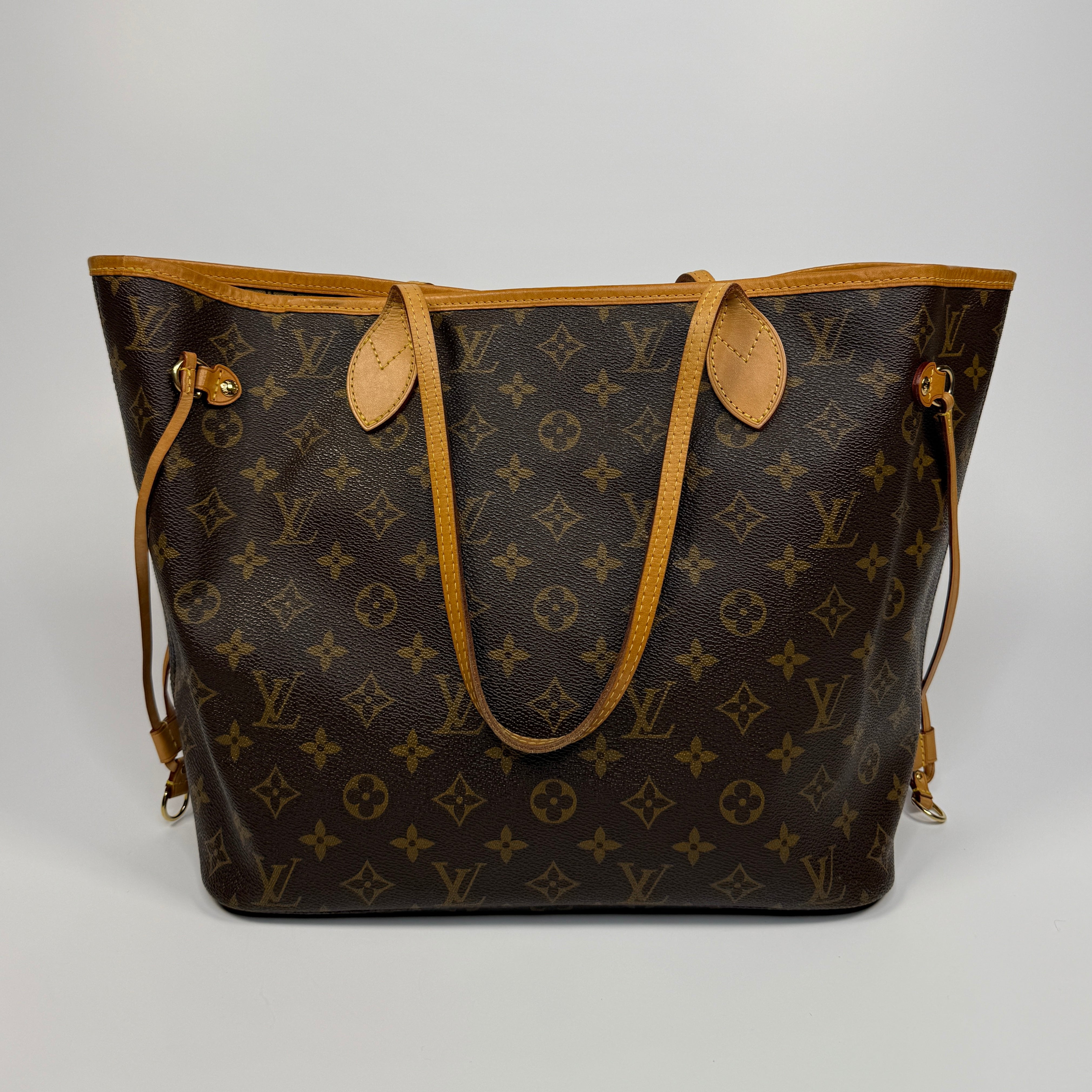 Louis Vuitton Neverfull MM Bag In Brown Monogram . Excellent. Authentic and preloved.