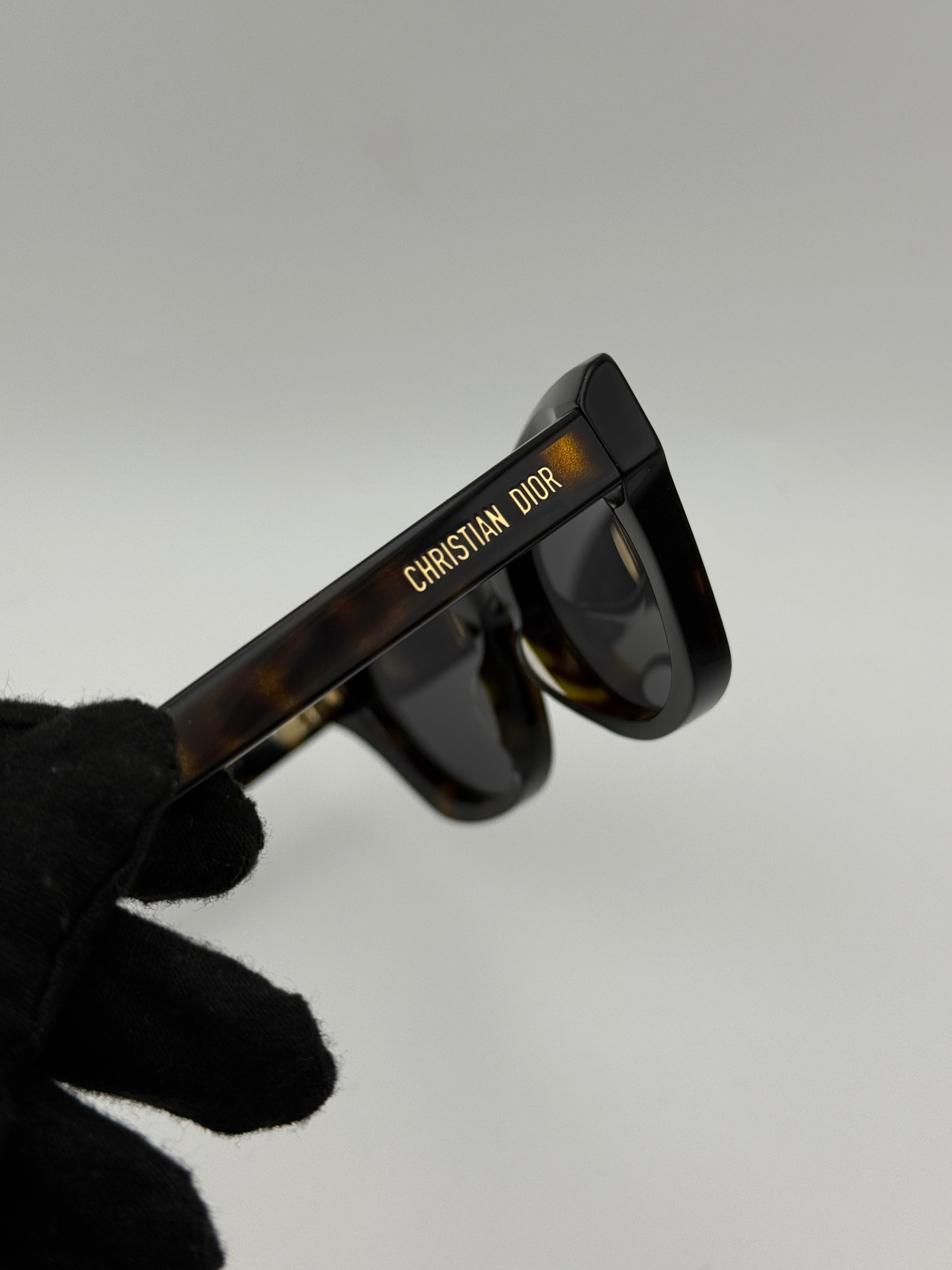 Authentic and preloved DiorMidnight B21 sunglasses. 100% Authenticity Guarantee.