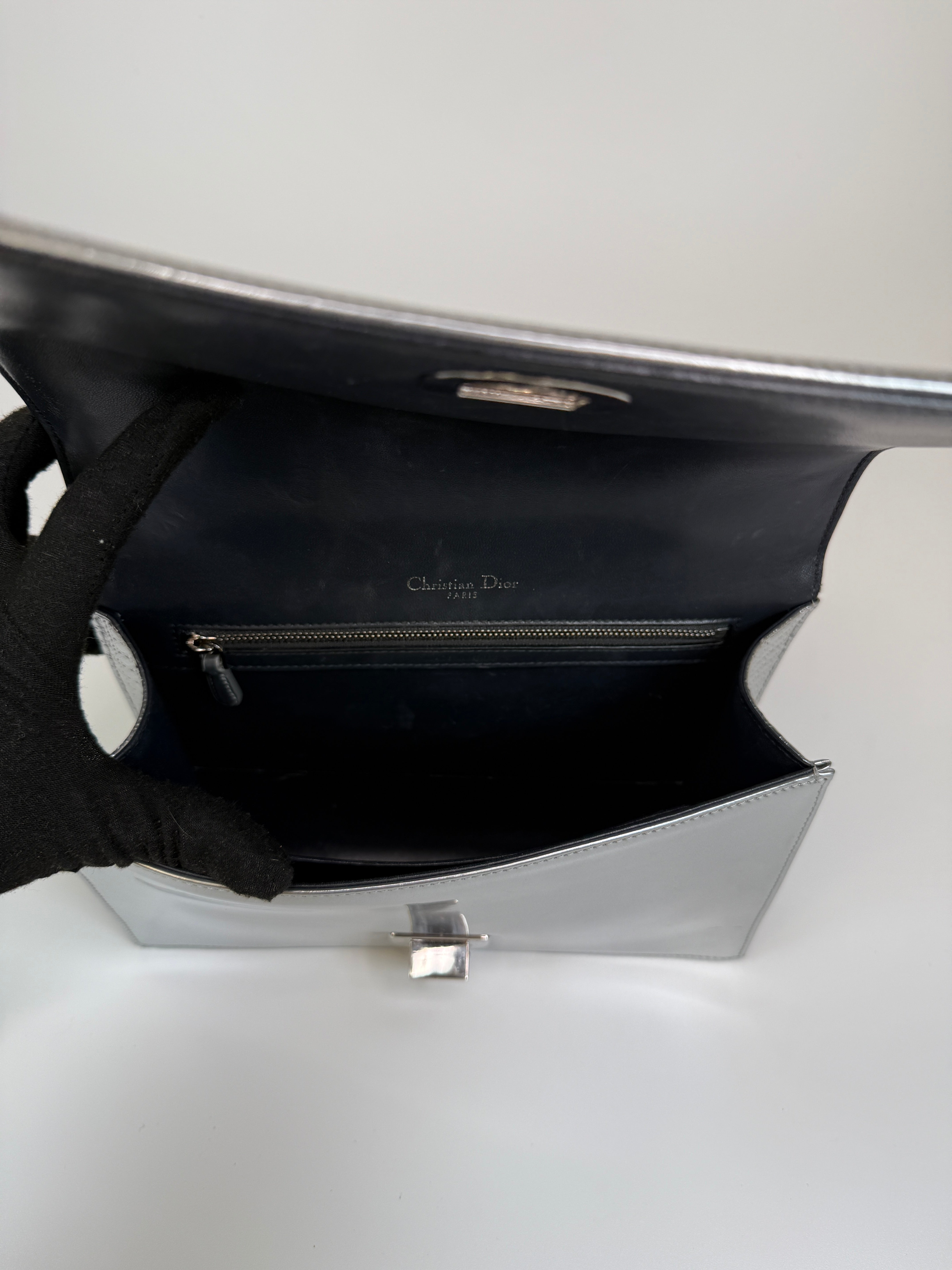 Christian Dior Medium Diorama Bag In Metallic Silver Leather With Silver Hardware Authentic and preloved. 100% Authenticity Guarantee