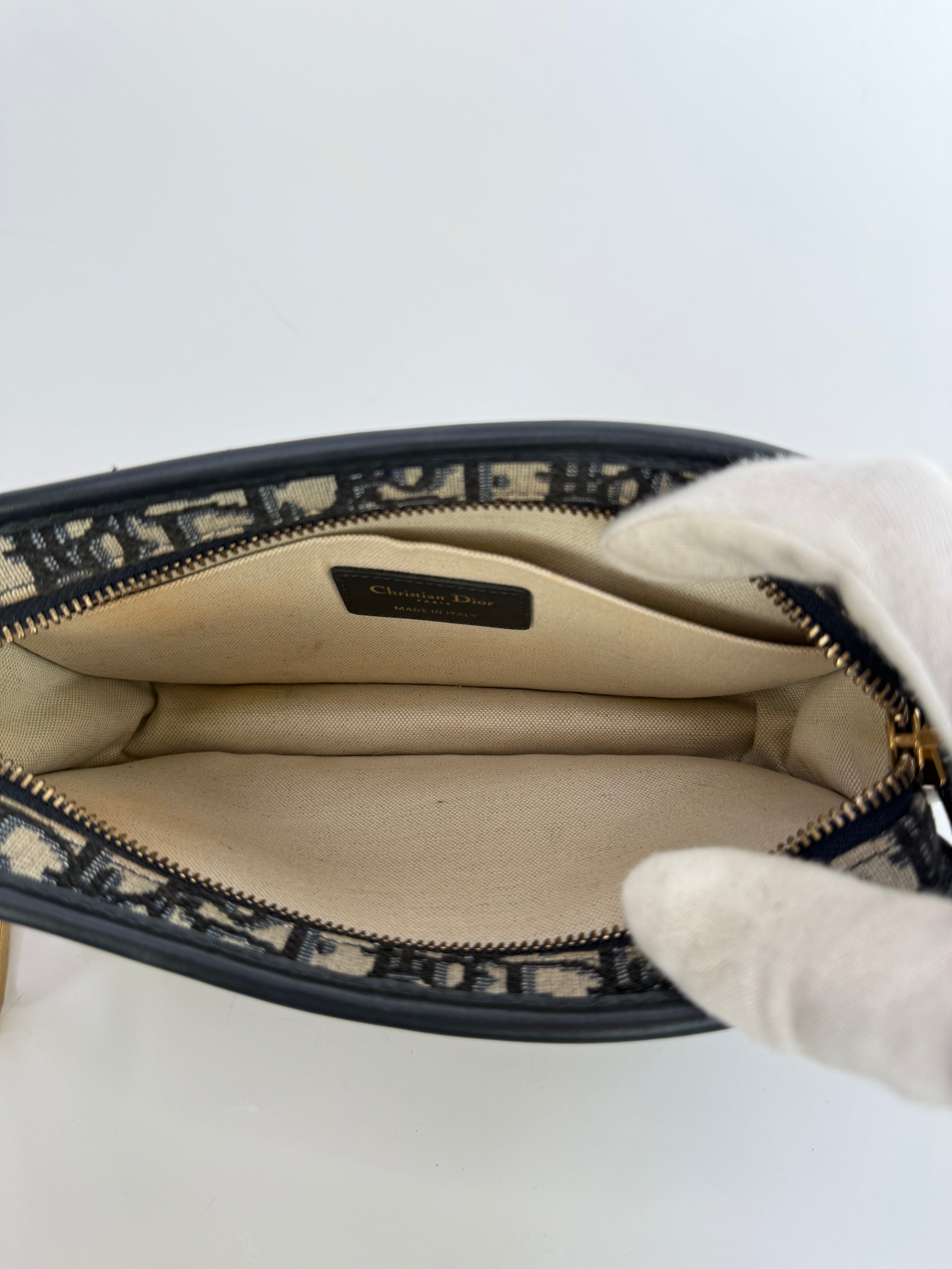 Christian Dior Diorquake Oblique Clutch