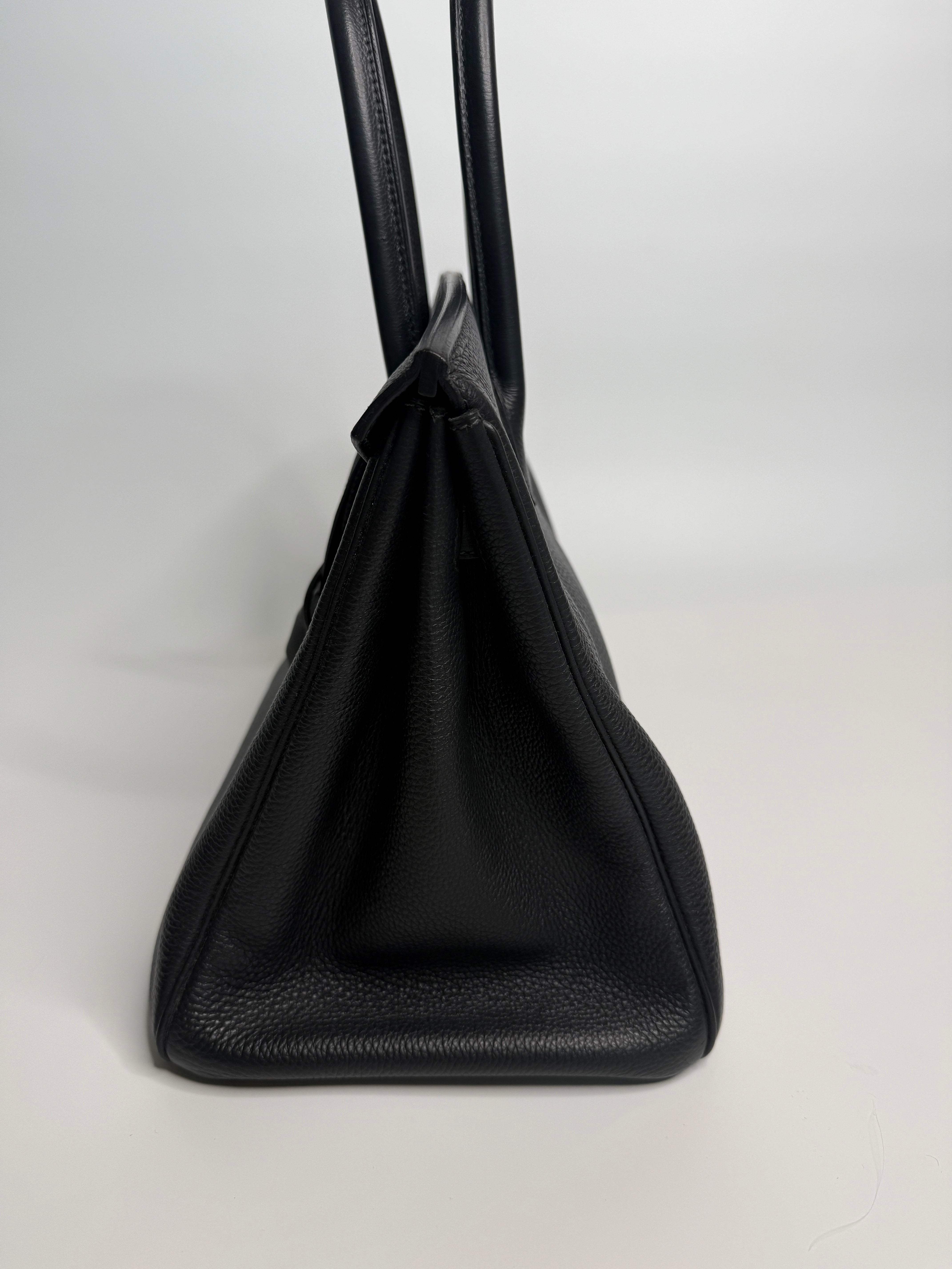 Hermès Birkin 35 Black Togo Leather with gold hardware
Authentic Pre Loved Verified by Luxe Cheshire Trusted Designer resale