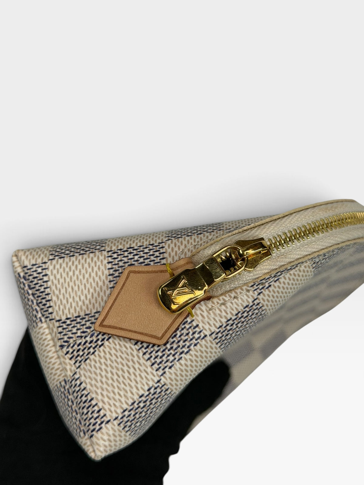 Louis Vuitton Pochette Cosmetique In Damier Azur Canvas With Gold Hardware. 100% authentic and preloved in excellent condition
