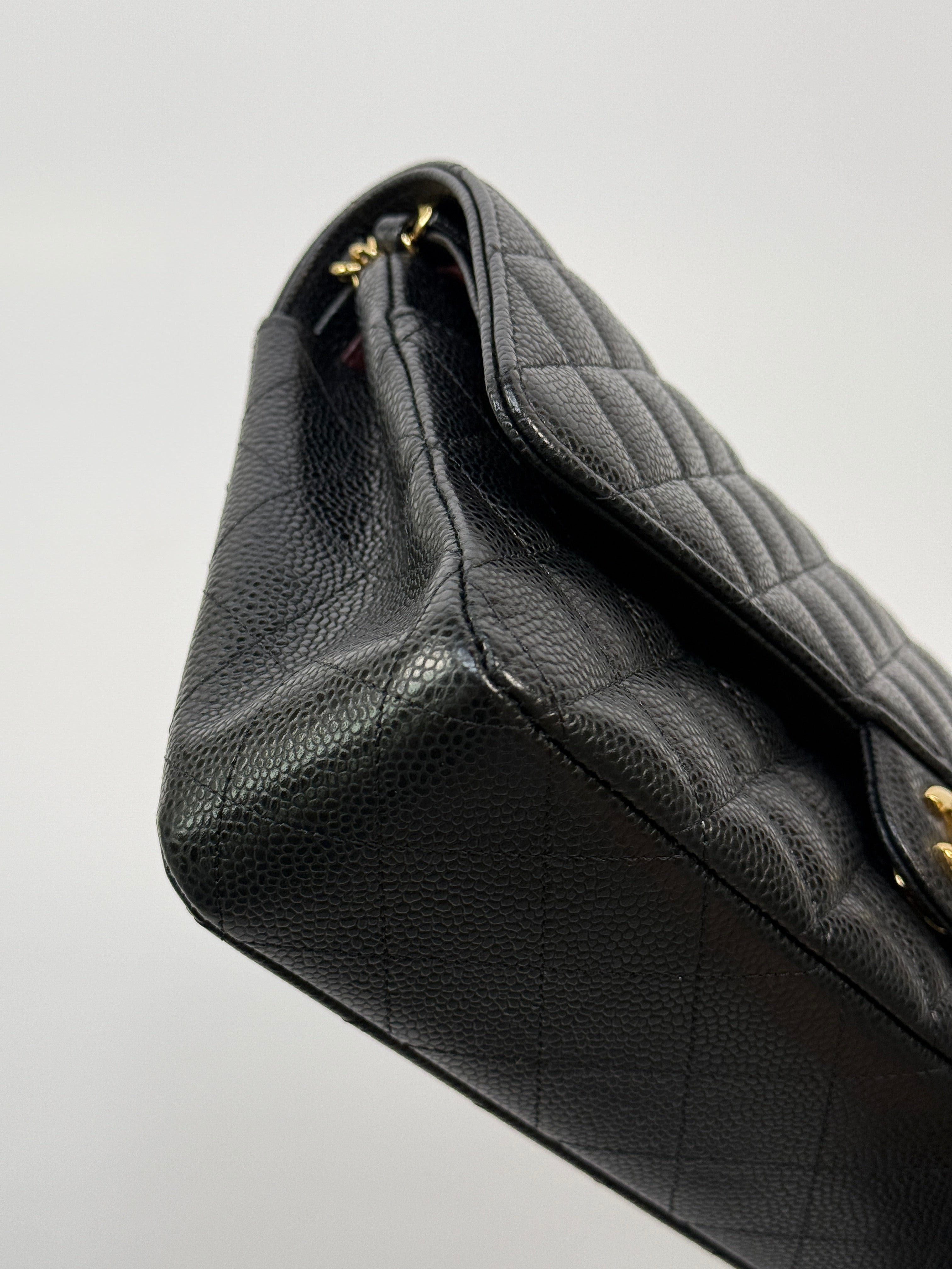 Chanel Medium Classic Double Flap Black Caviar With GHW