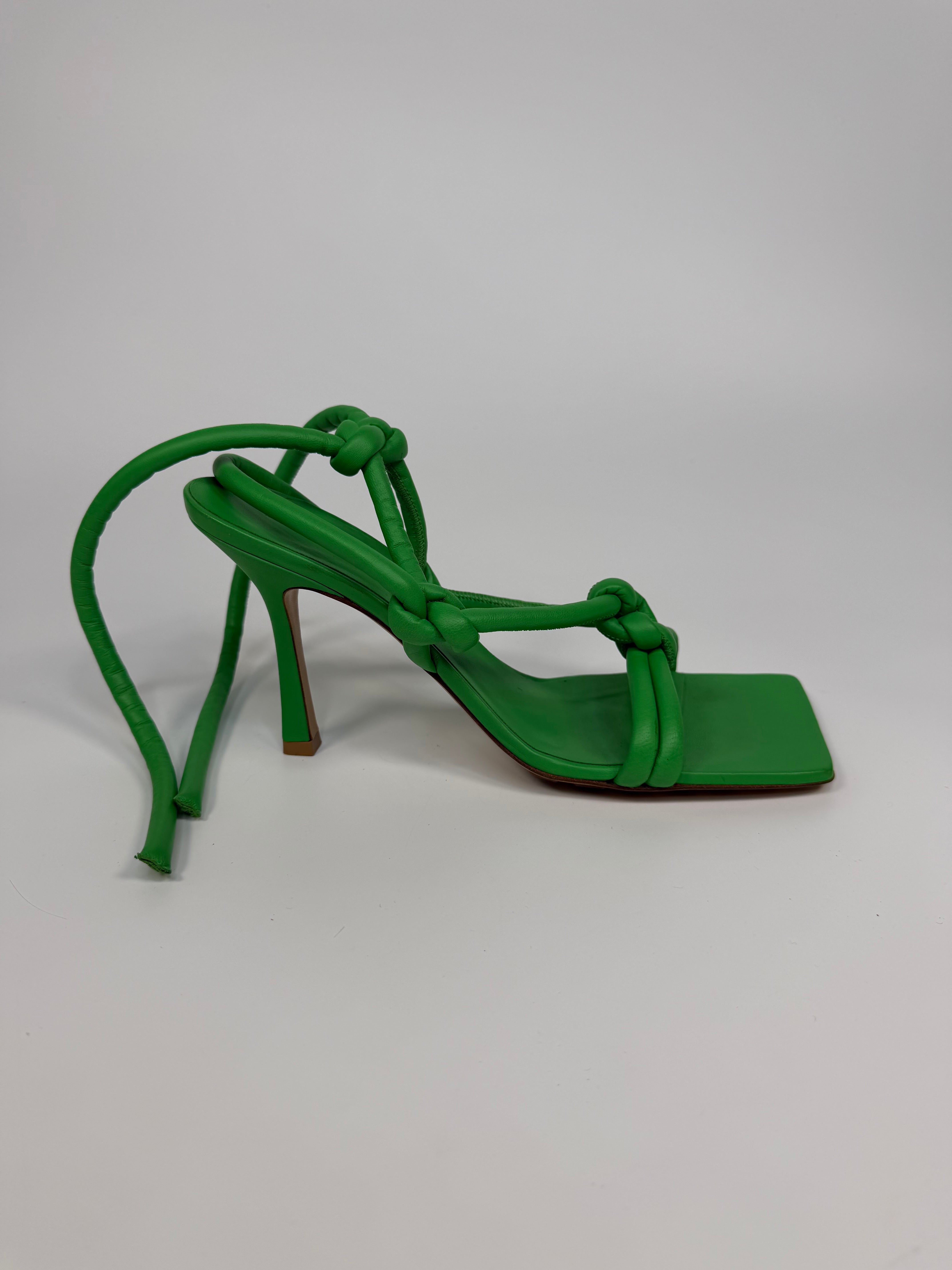 Bottega Veneta Stretch Dream Knot Heels In Green (Size 40/UK7). Authentic and preloved in excellent condition.