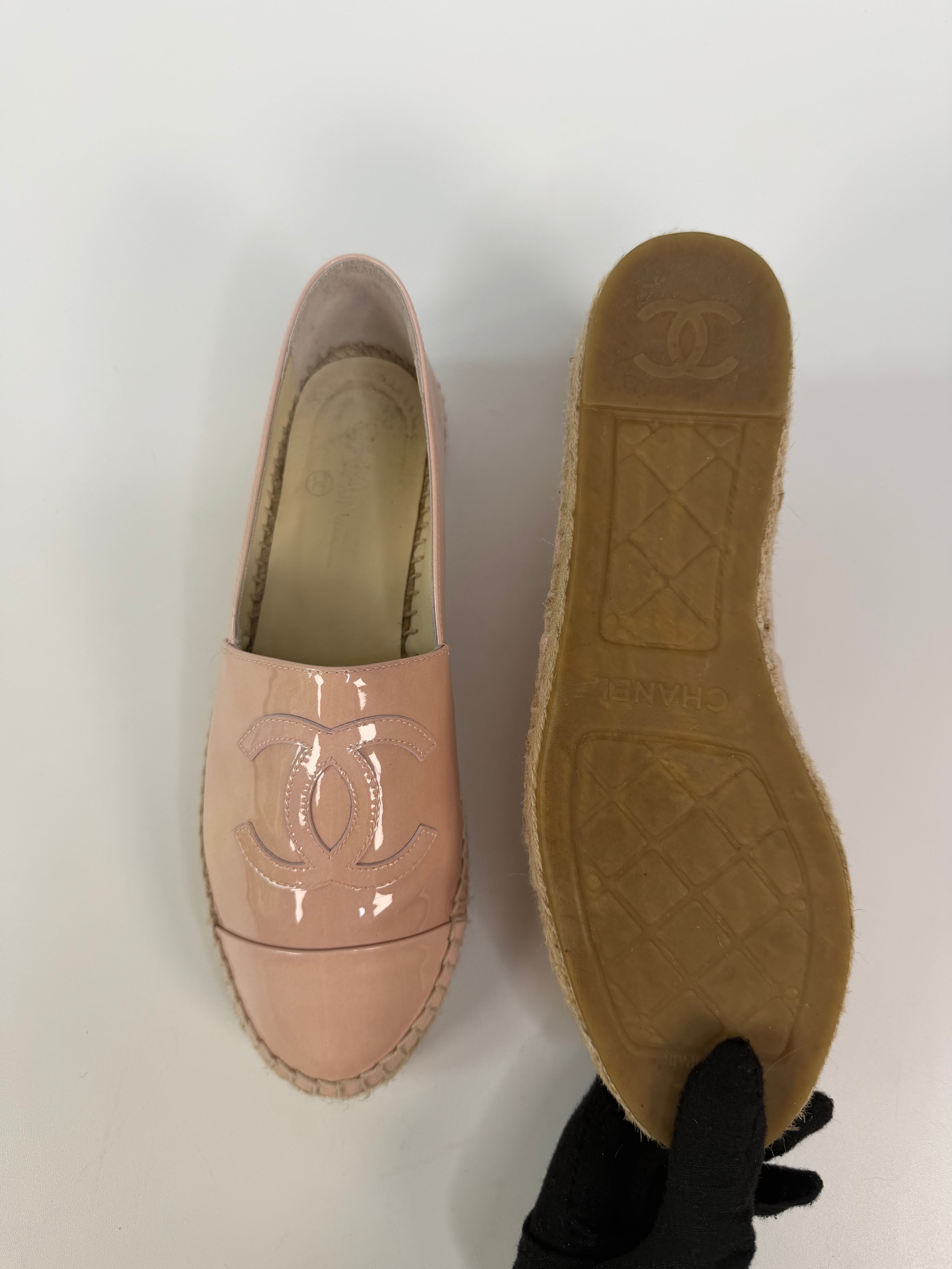 Chanel Espadrilles In Blush Patent Leather (Size 37/ UK4). 100% authentic and preloved in excellent condition