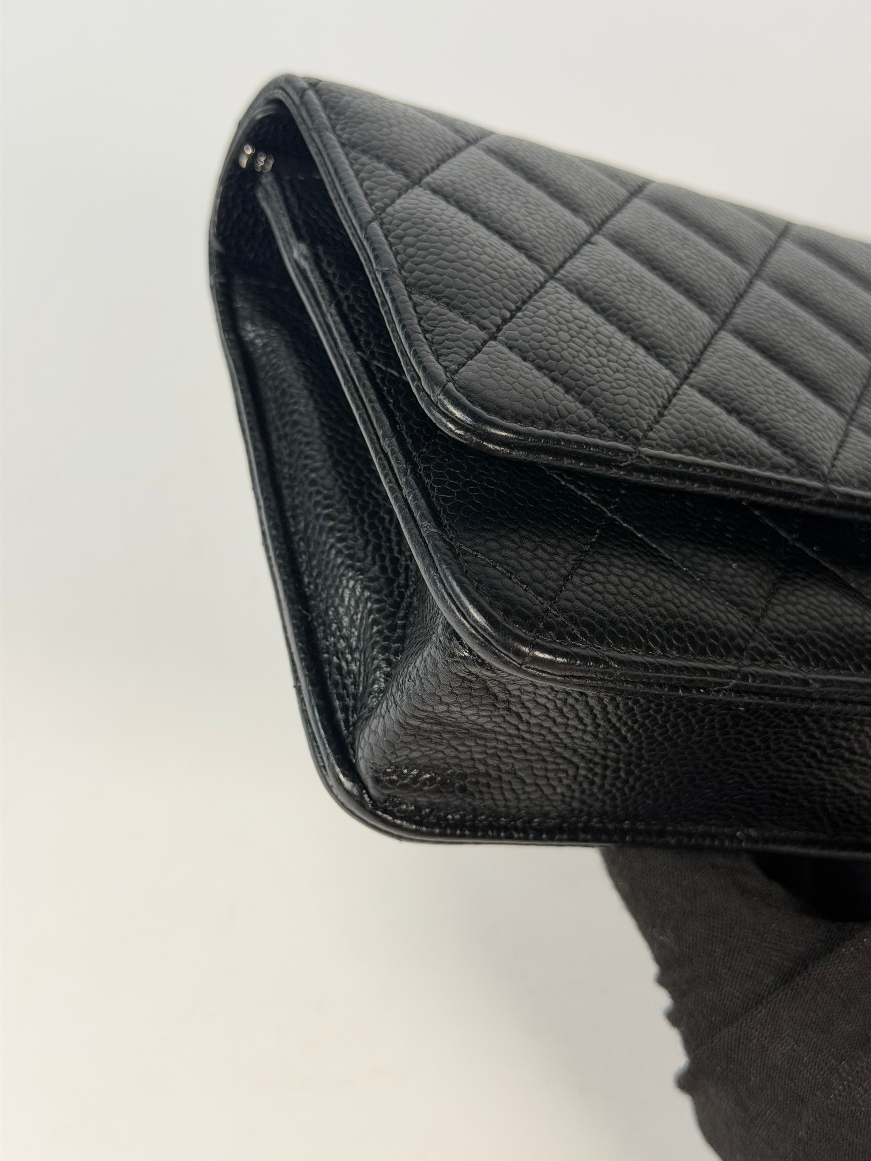 Chanel Wallet On Chain In Black Caviar With Silver Hardware in excellent condition 100% authentic and preloved