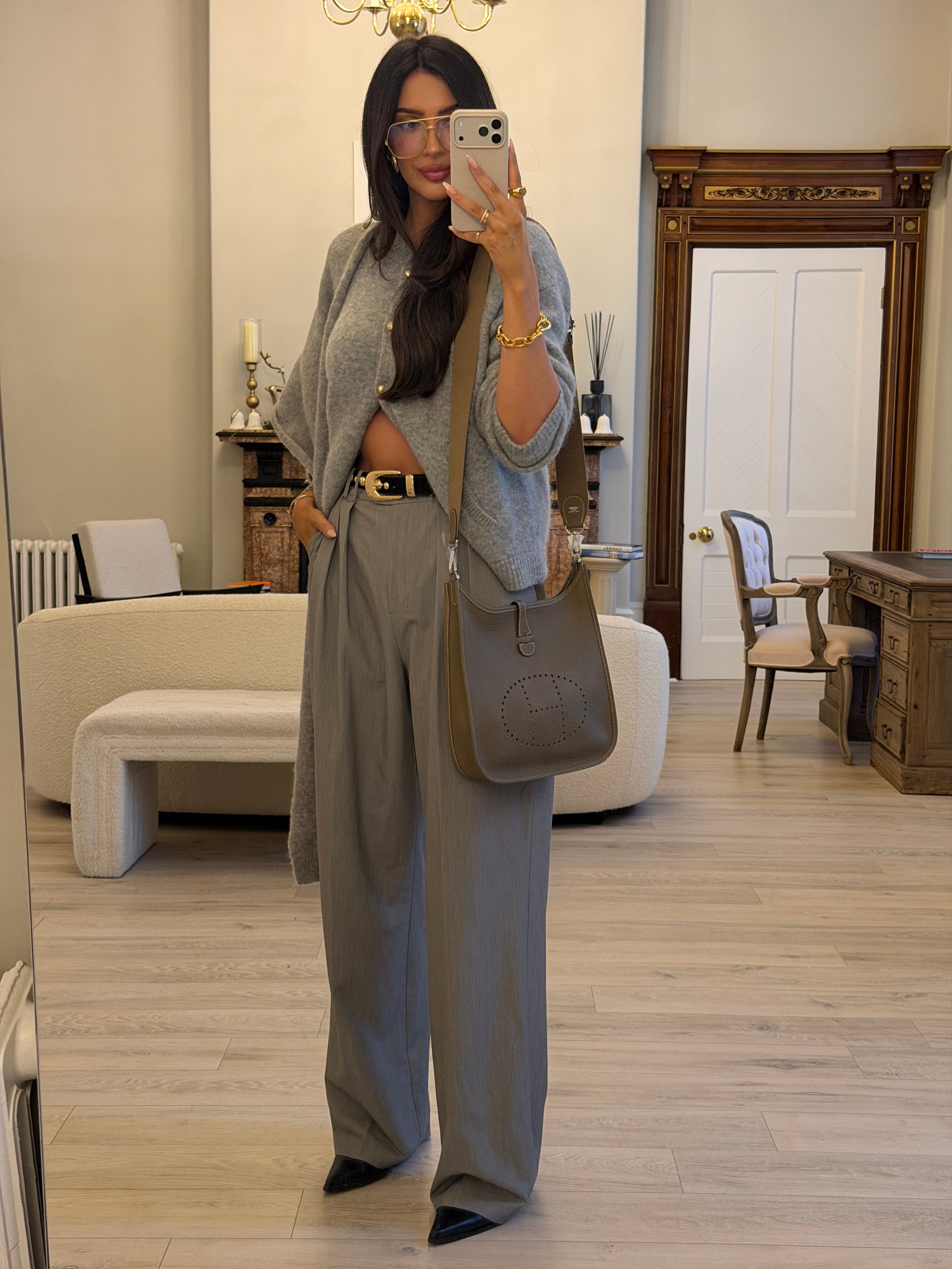 Hermès Evelyne 29 In Etoupe Clemence Leather With Palladium Hardware. New condition. Authentic and preloved