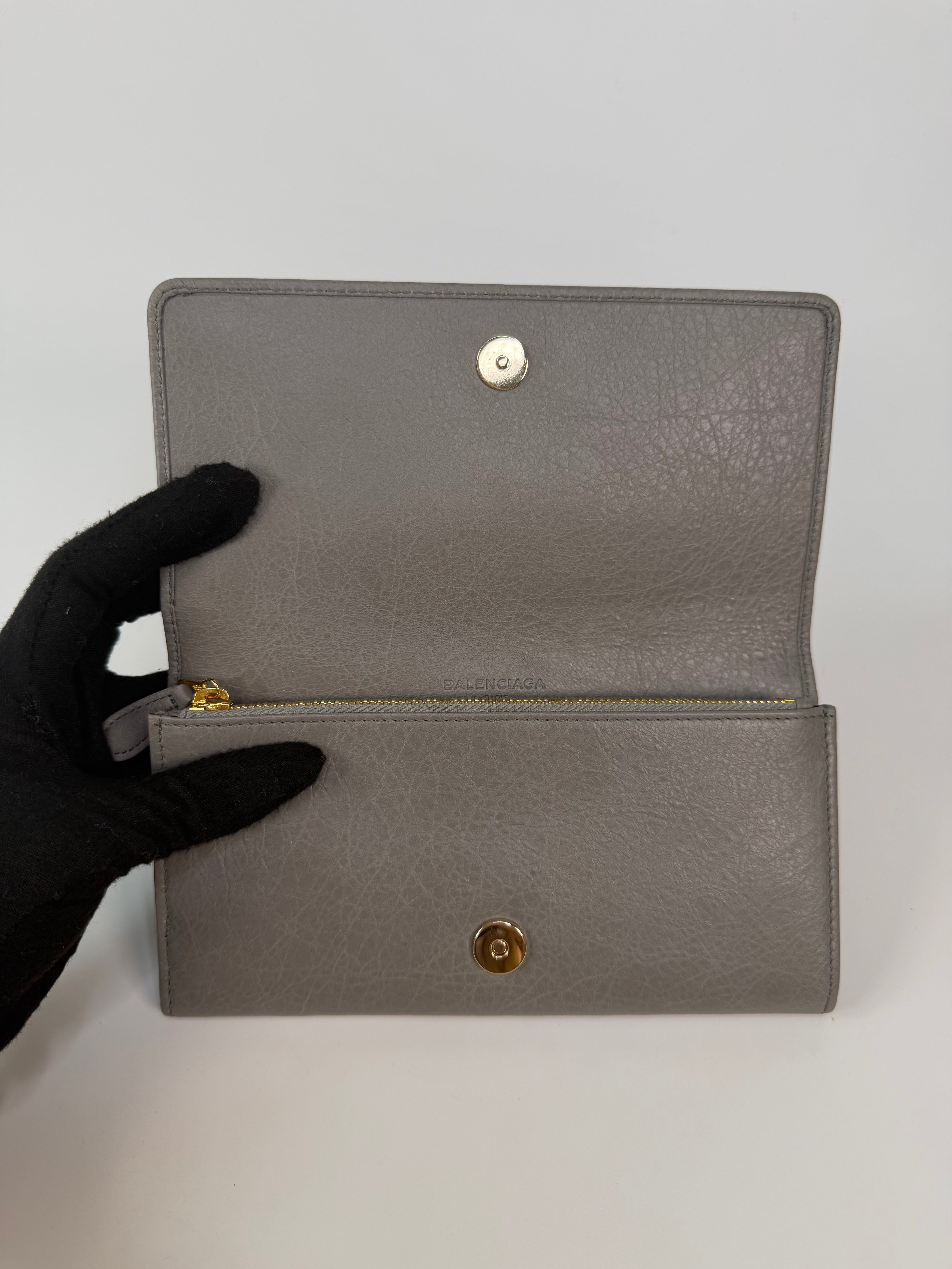 Balenciaga Le City Money Long Wallet In Grey Lambskin Gold Hardware. Authentic and preloved in excellent condition. 100% guarantee