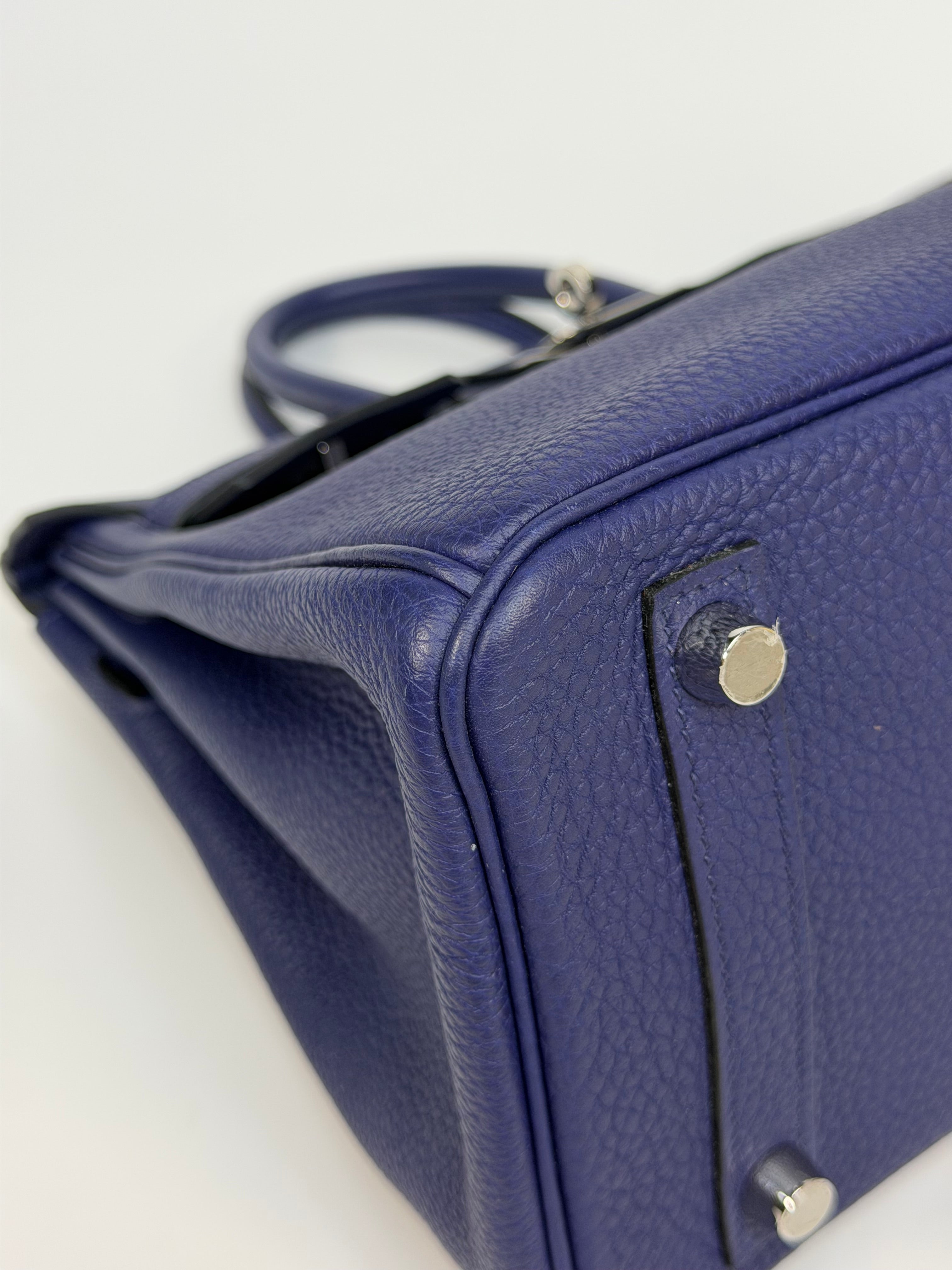 Hermès Birkin 25 In Blue Sapphire Togo With Palladium Hardware. Authentic and preloved in excellent condition