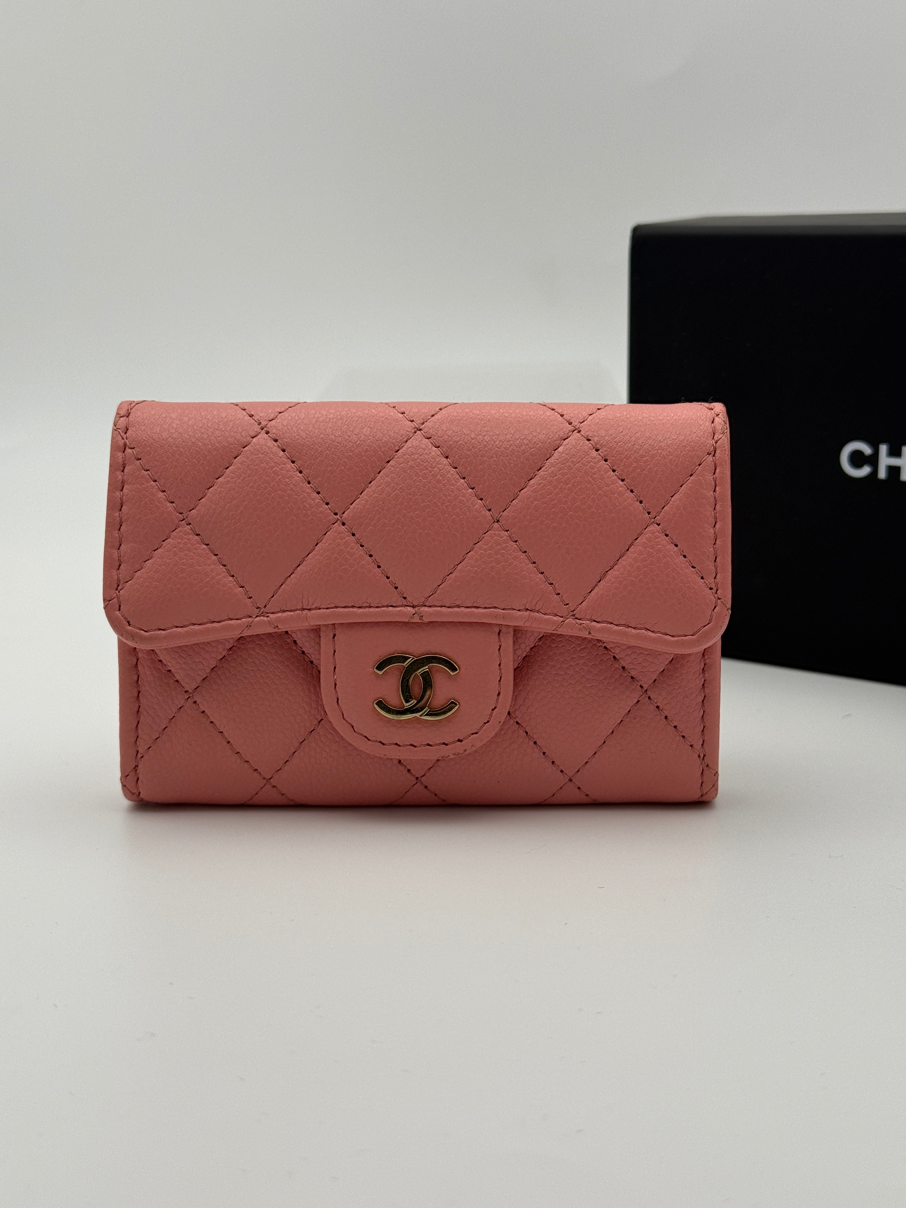 Authentic and preloved Chanel Classic Card Holder In Pink Caviar Leather With Gold Hardware. Excellent condition. 100% Authenticity guarantee