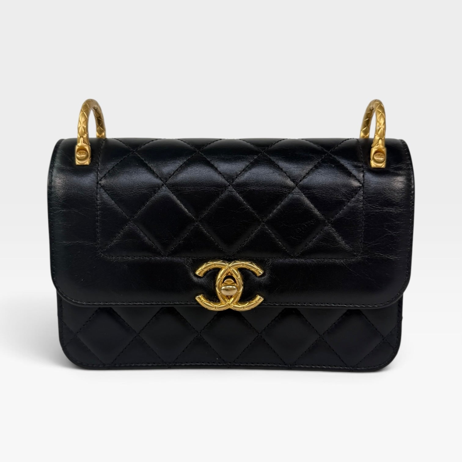 Chanel Mini Perfect Fit Flap In Black Lambskin With Antique Gold Hardware 100% authentic and preloved in excellent condition