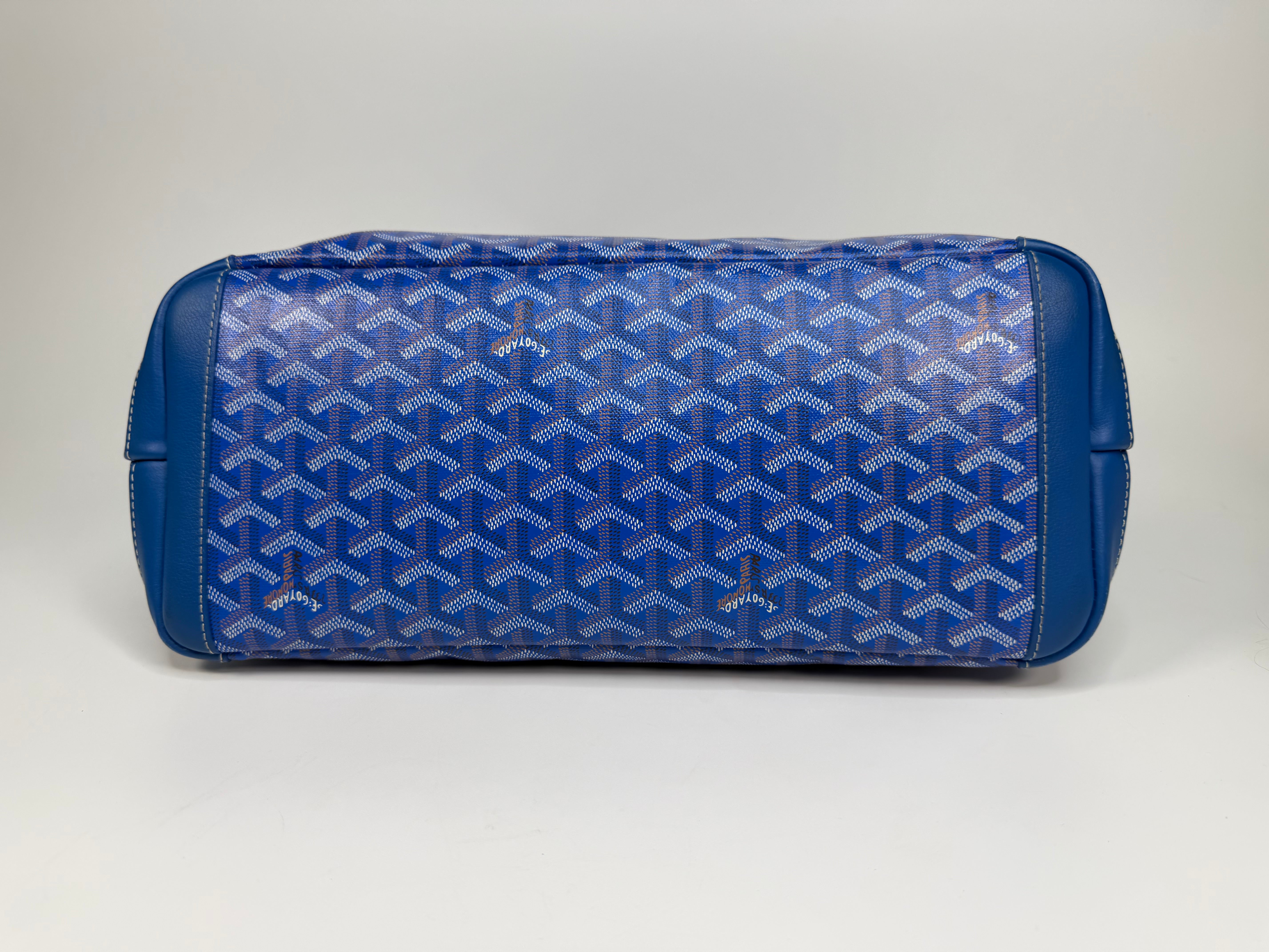Goyard Artois MM Bag Blue Monogram. Authentic and preloved in very good condition