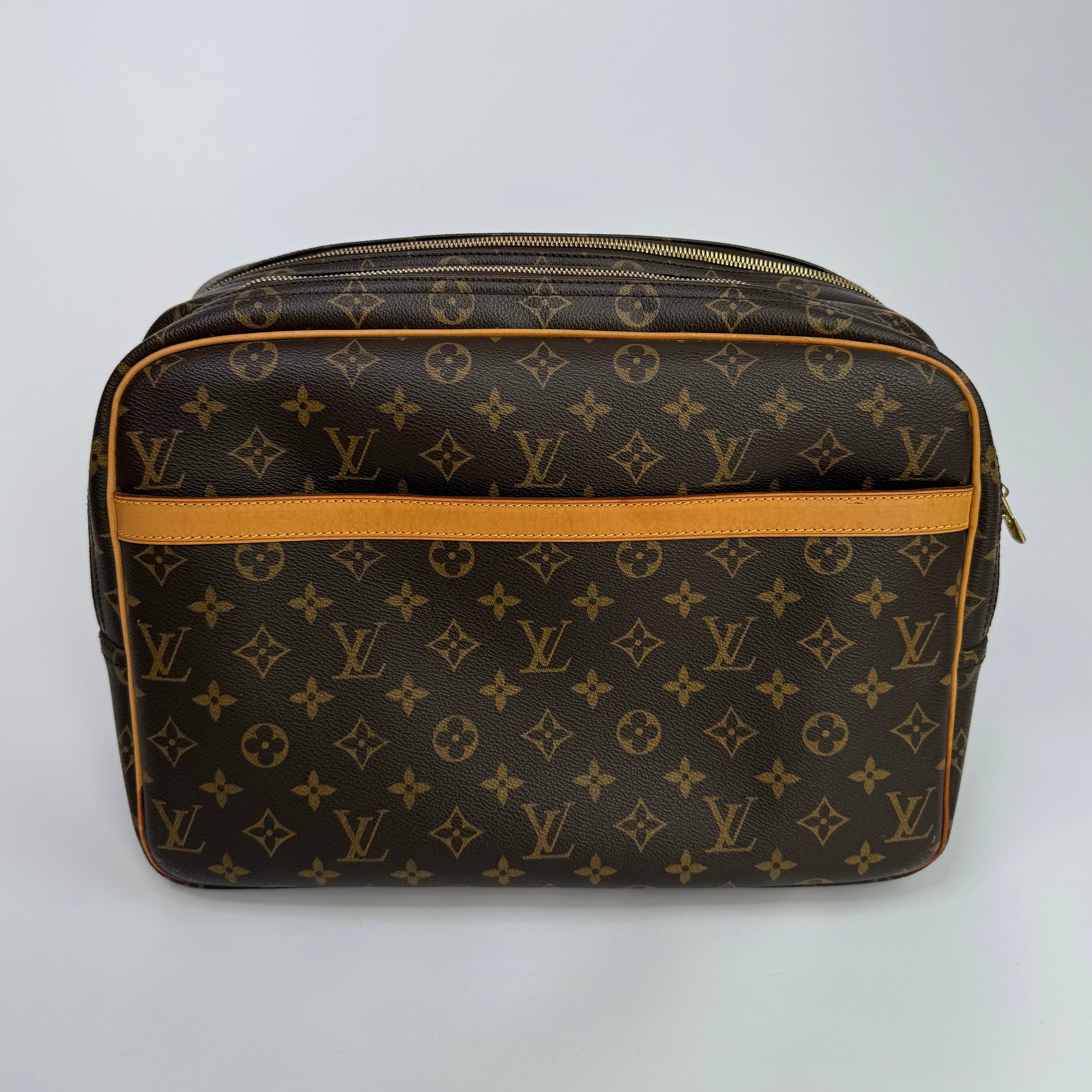 Louis Vuitton GM Monogram Reporter Bag