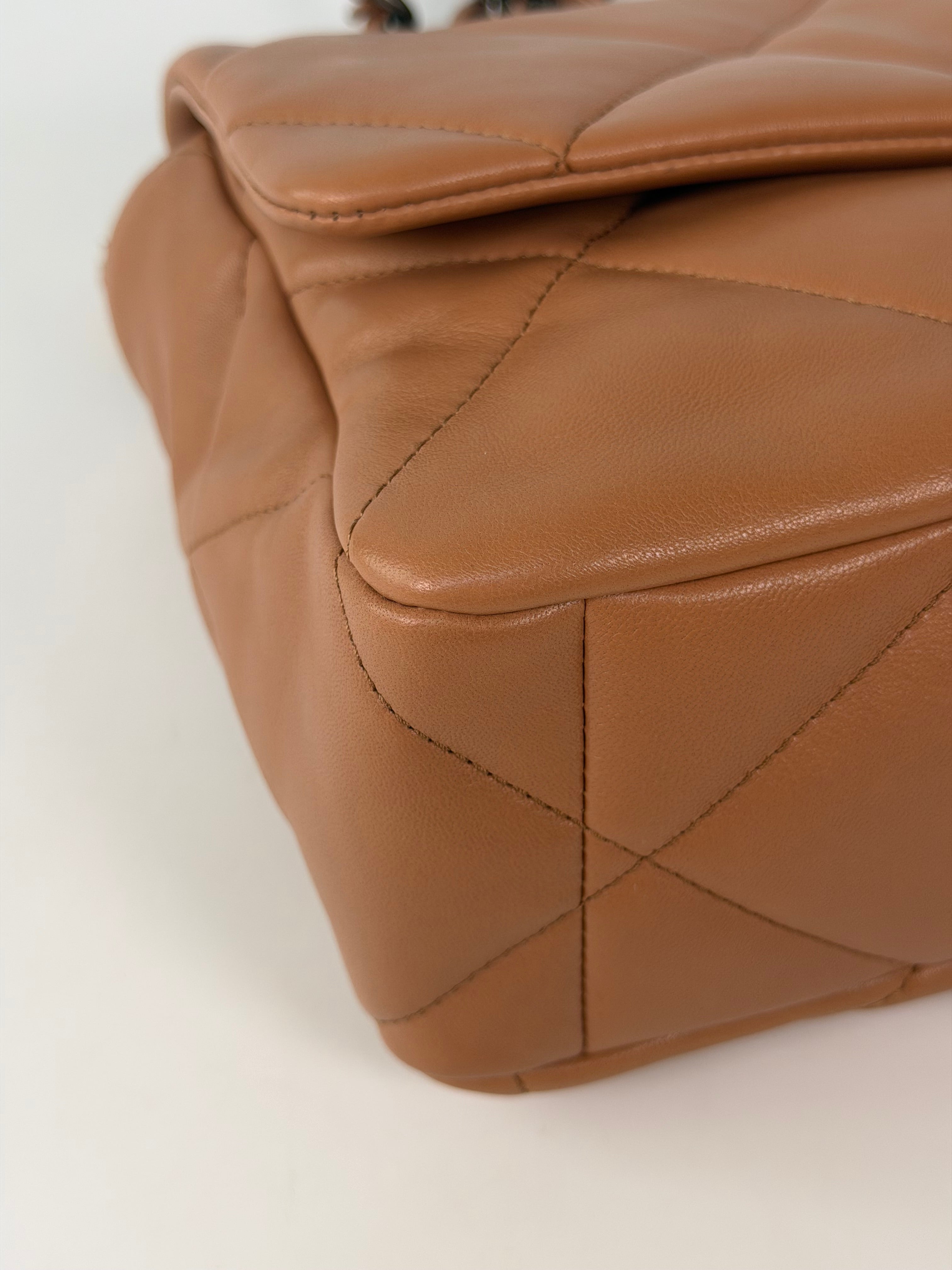 Chanel 19 Medium In Camel Lambskin Leather With Mixed Hardware in excellent condition 100% authentic and preloved