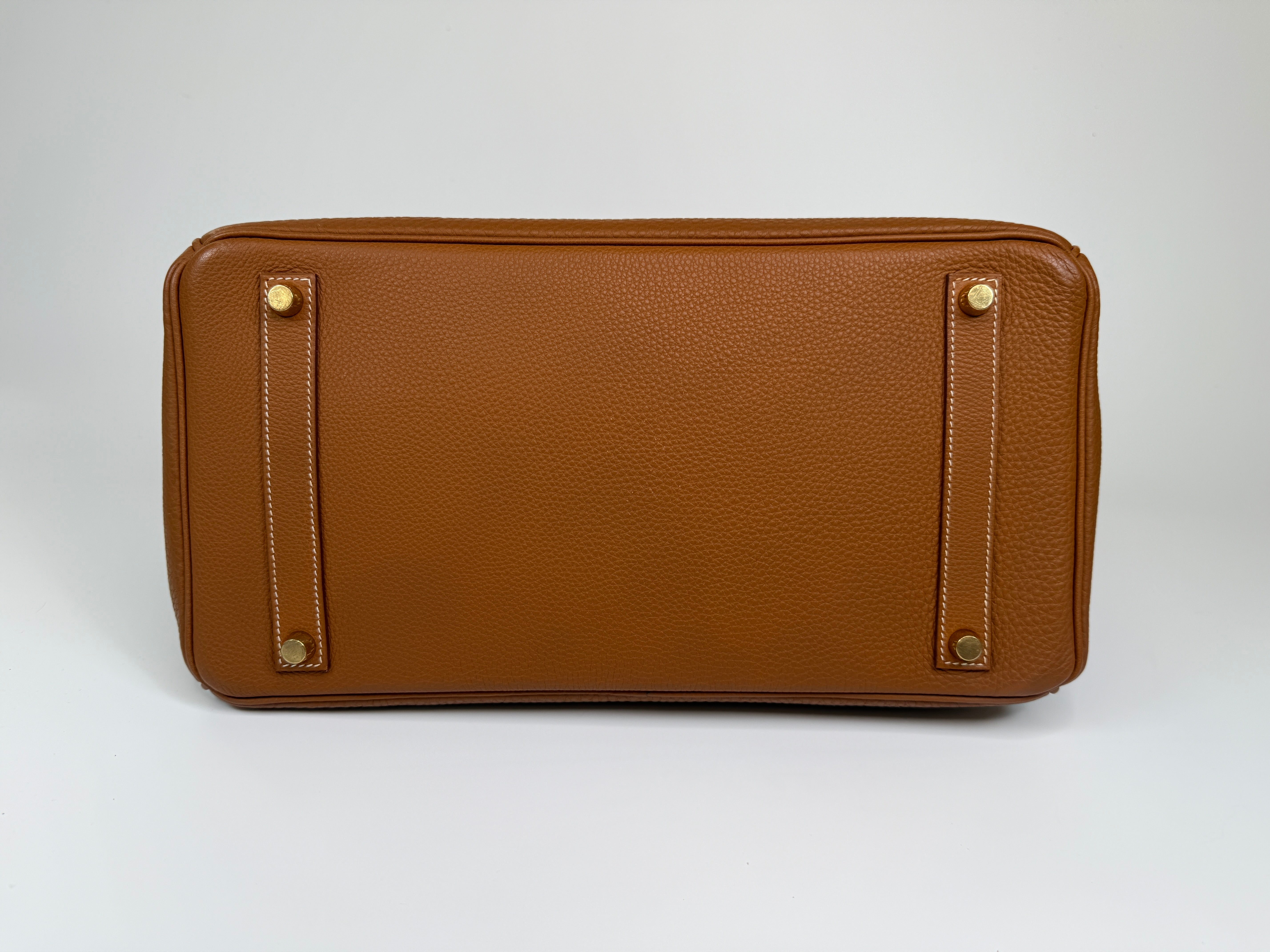 Authentic and preloved Hermès Birkin 35 In Gold Togo Leather With Gold Hardware. 100% Authenticity guarantee