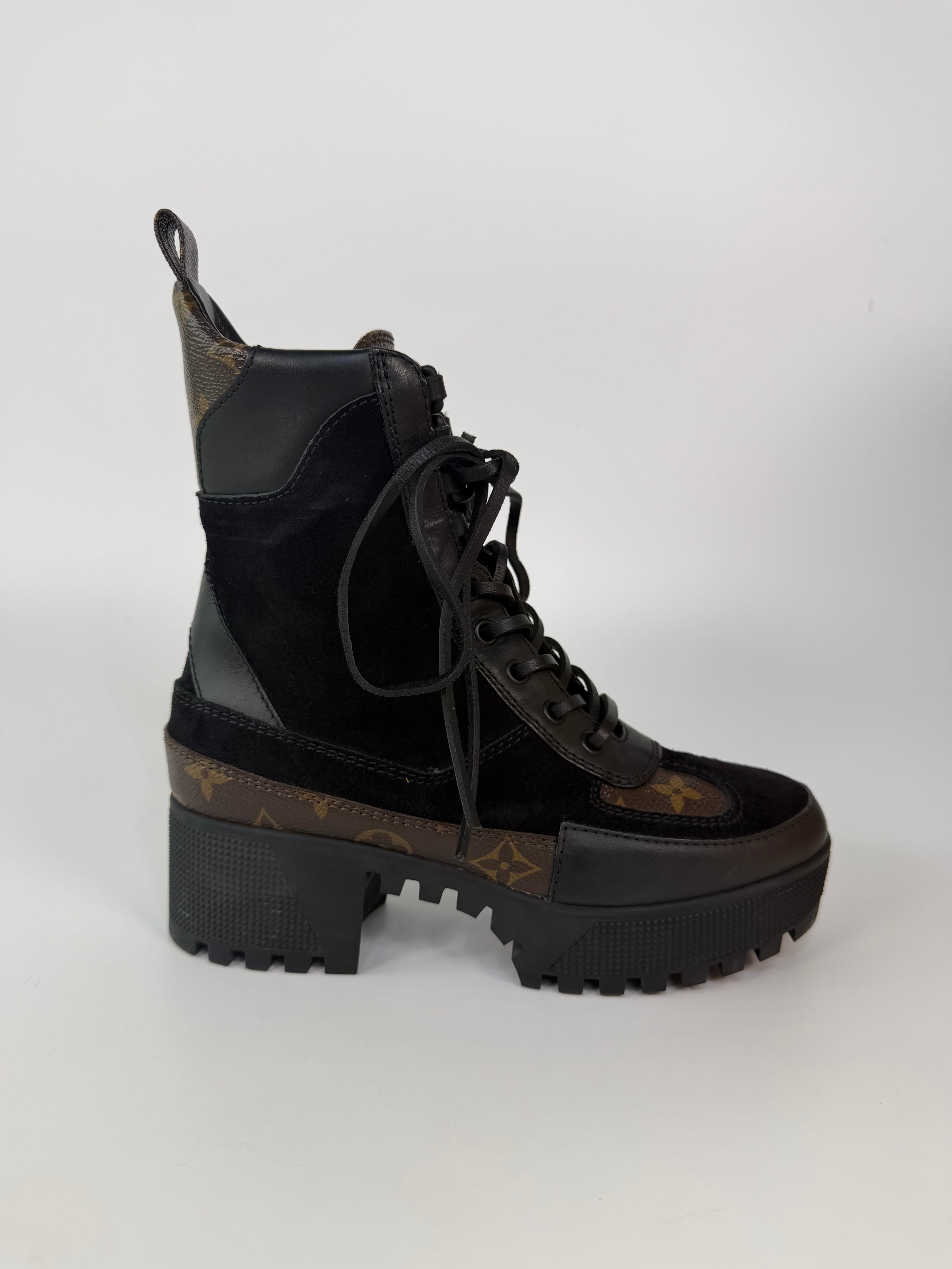 Louis Vuitton Military Logo Boots In Monogram And Black (Size 36 /UK 3) 100% authentic and preloved in excellent condition