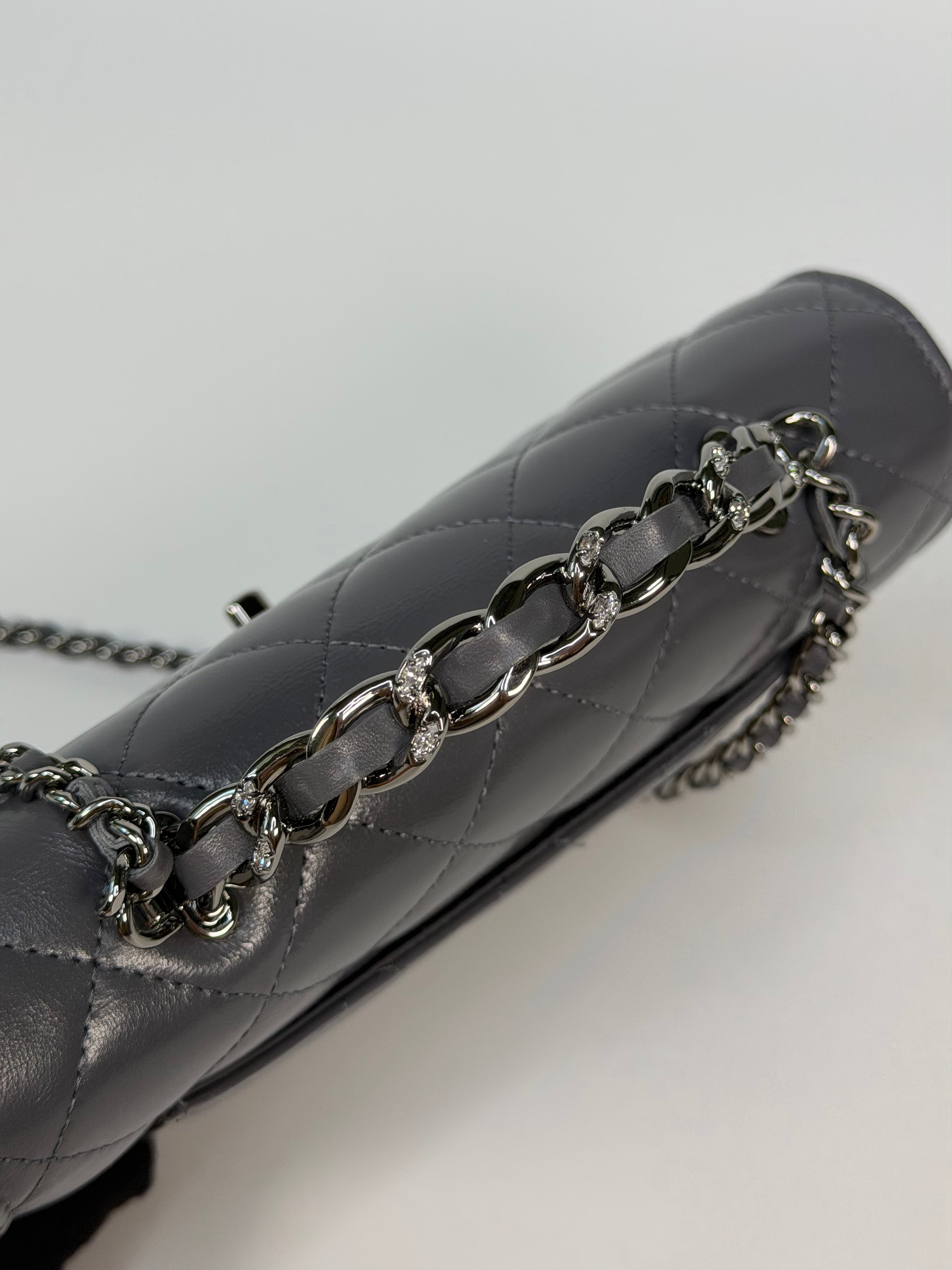Chanel Wallet On Chain Top Handle In Grey Lambskin With Ruthenium Hardware. Authentic and preloved in excellent condition. 100% guarantee
