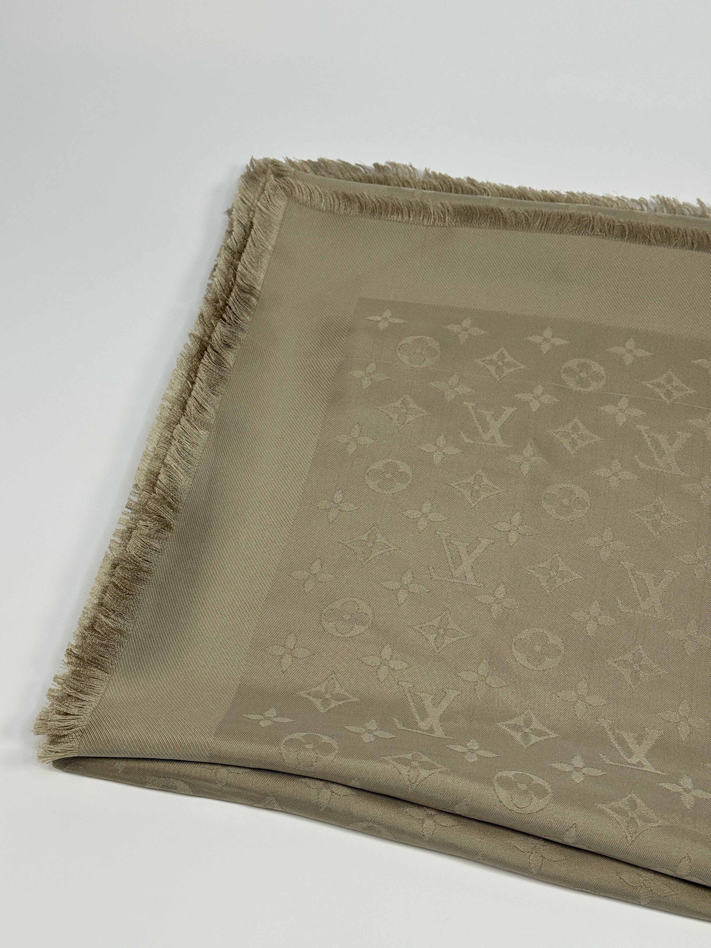 Louis Vuitton Monogram Shine Shawl