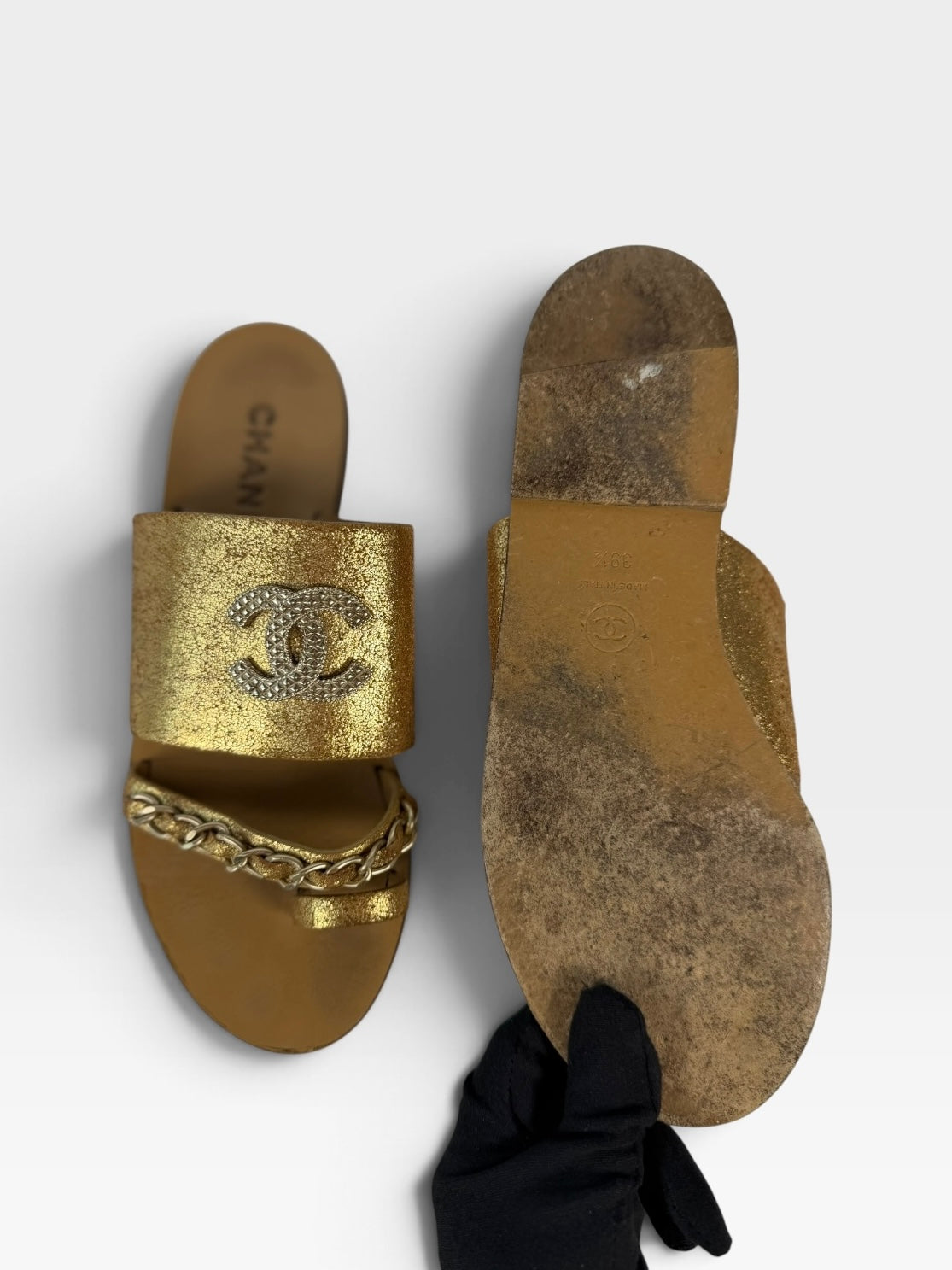 Chanel Sandals In Metallic Gold (Size 39.5/UK 6.5) 100% authentic and preloved in excellent condition