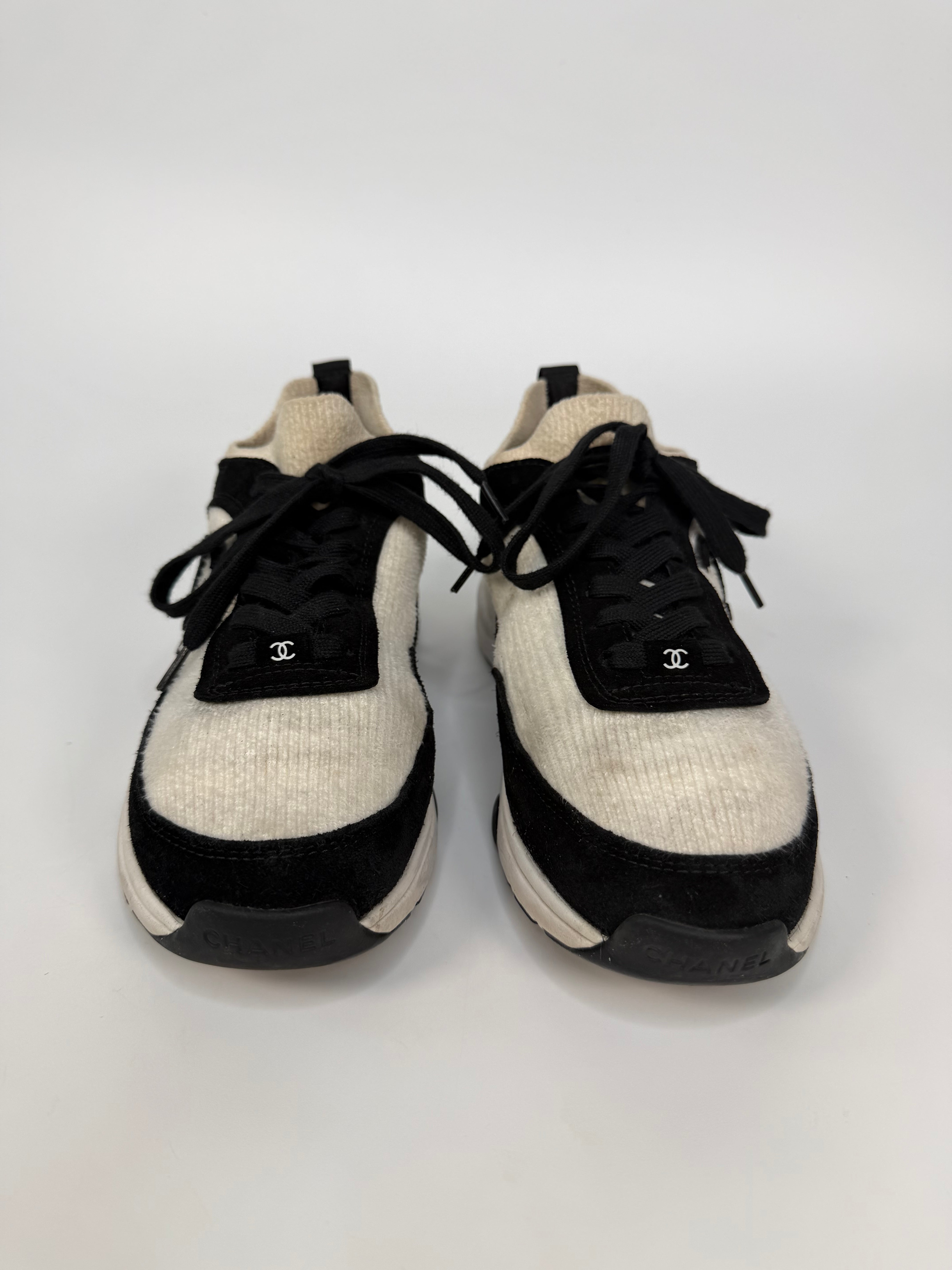 Chanel CC Knit Sneakers (Size 39/UK6). Authentic and preloved in very good condition.