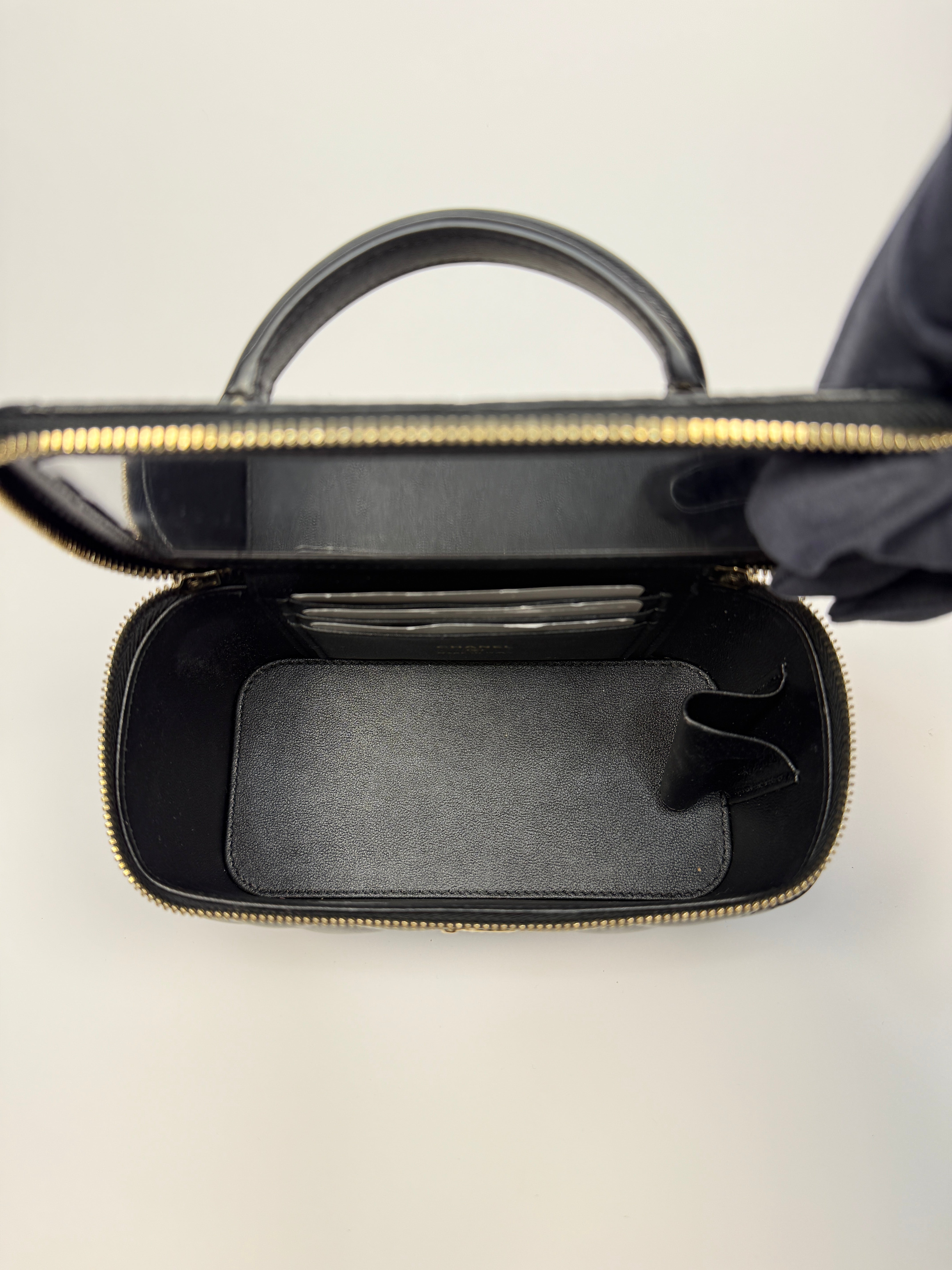 Chanel Vanity Trendy Top Handle In Black Lambskin With Gold Hardware In Excellent Condition. Authentic and Preloved.