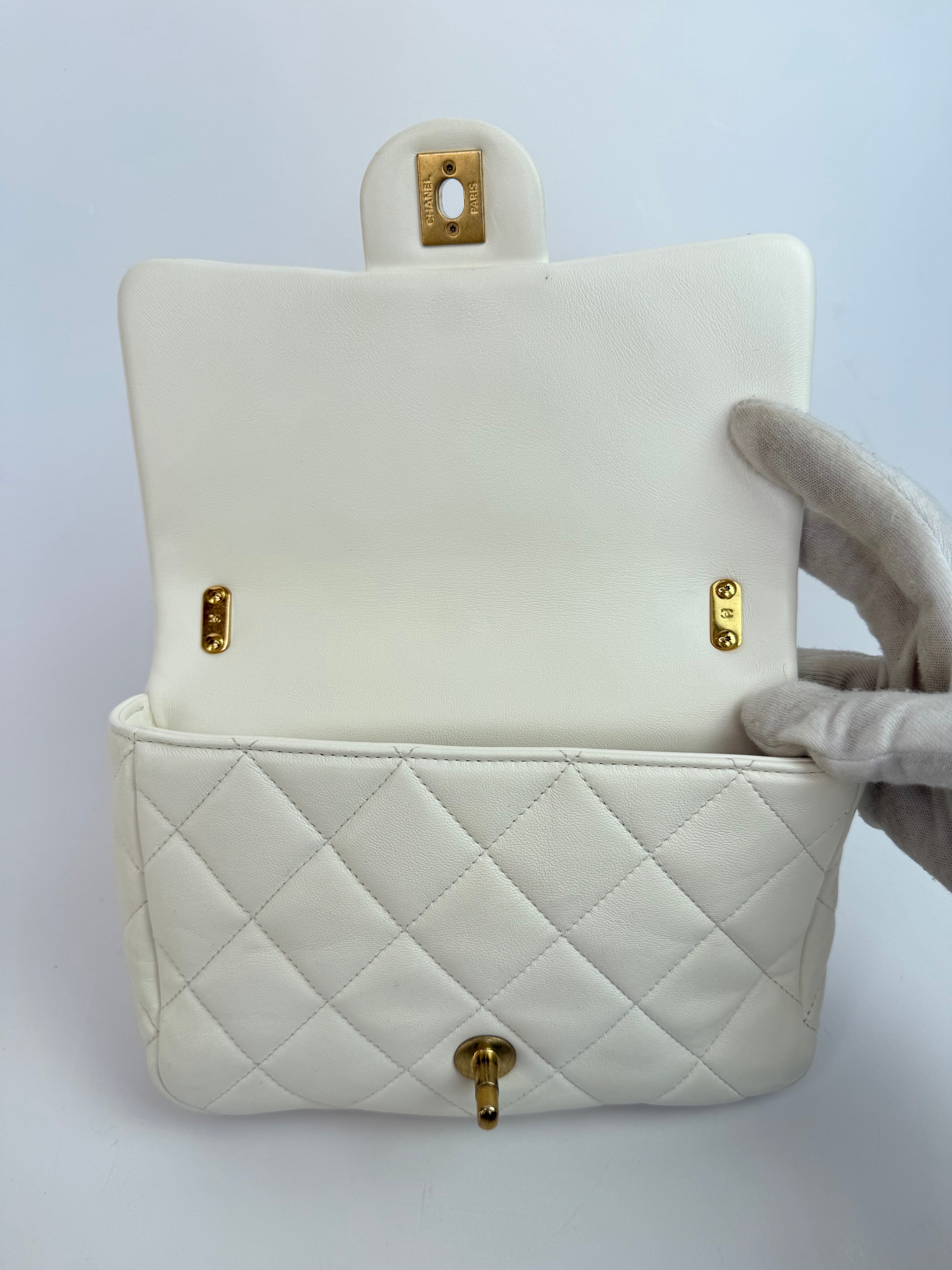 Chanel Seasonal Mini Flap Bag
Pre Loved & Authentic