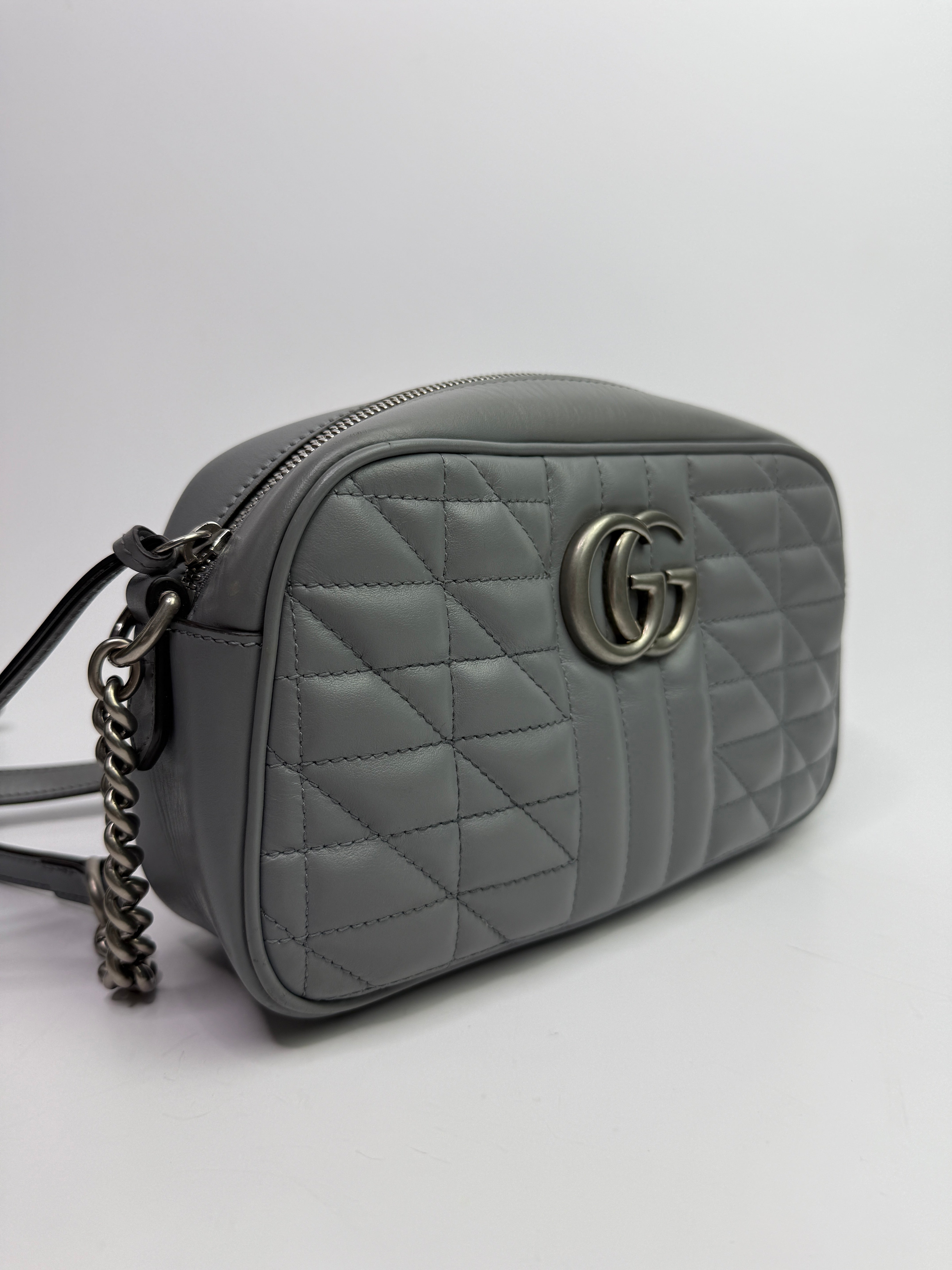 Gucci GG Marmont Matelasse Camera Bag