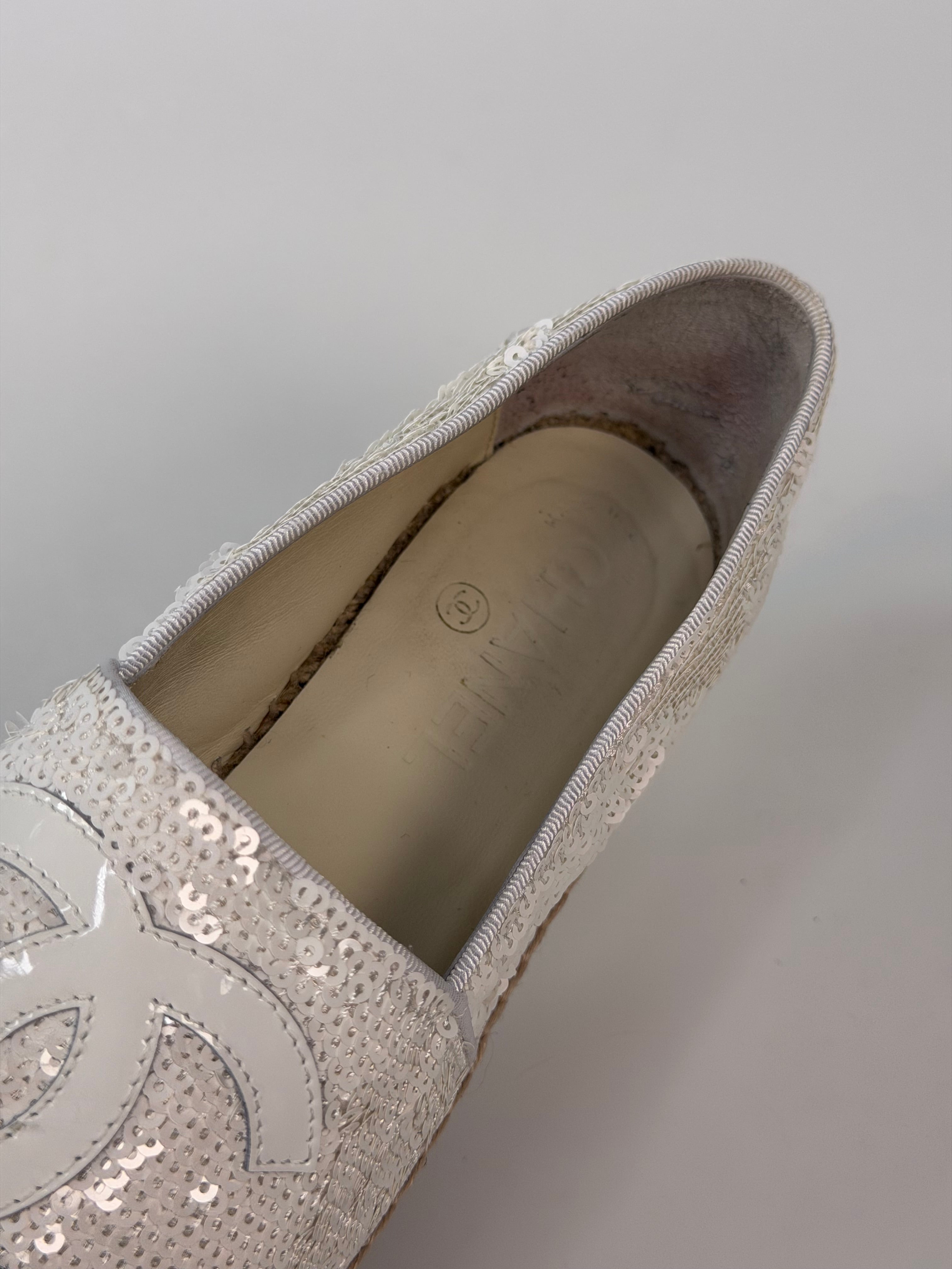 Chanel Sequin Espadrilles In White Patent Leather (Size 37/UK4) 100% authentic and preloved in excellent condition