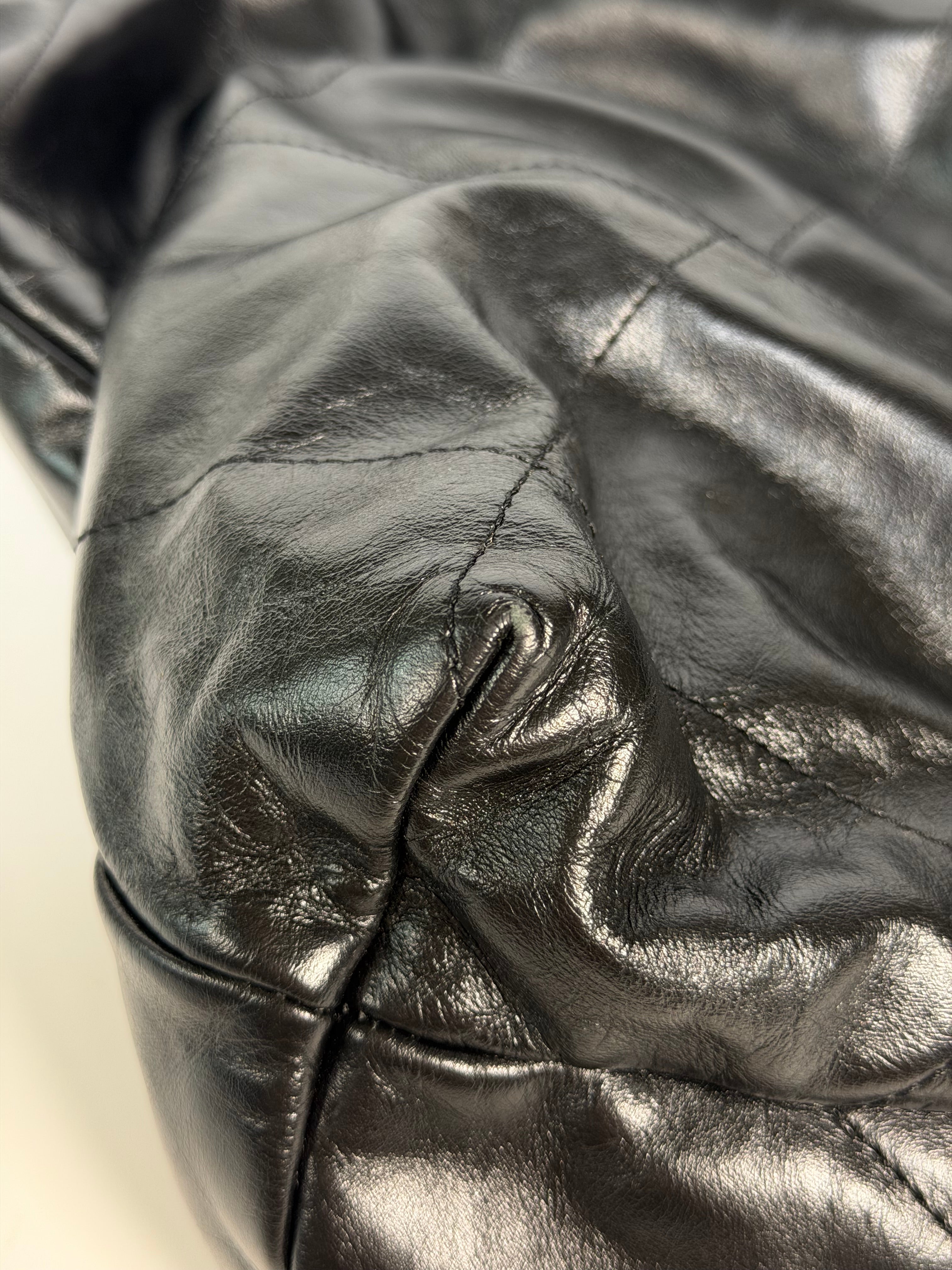 Chanel 22 In Black Calfskin Leather With Gold Hardware