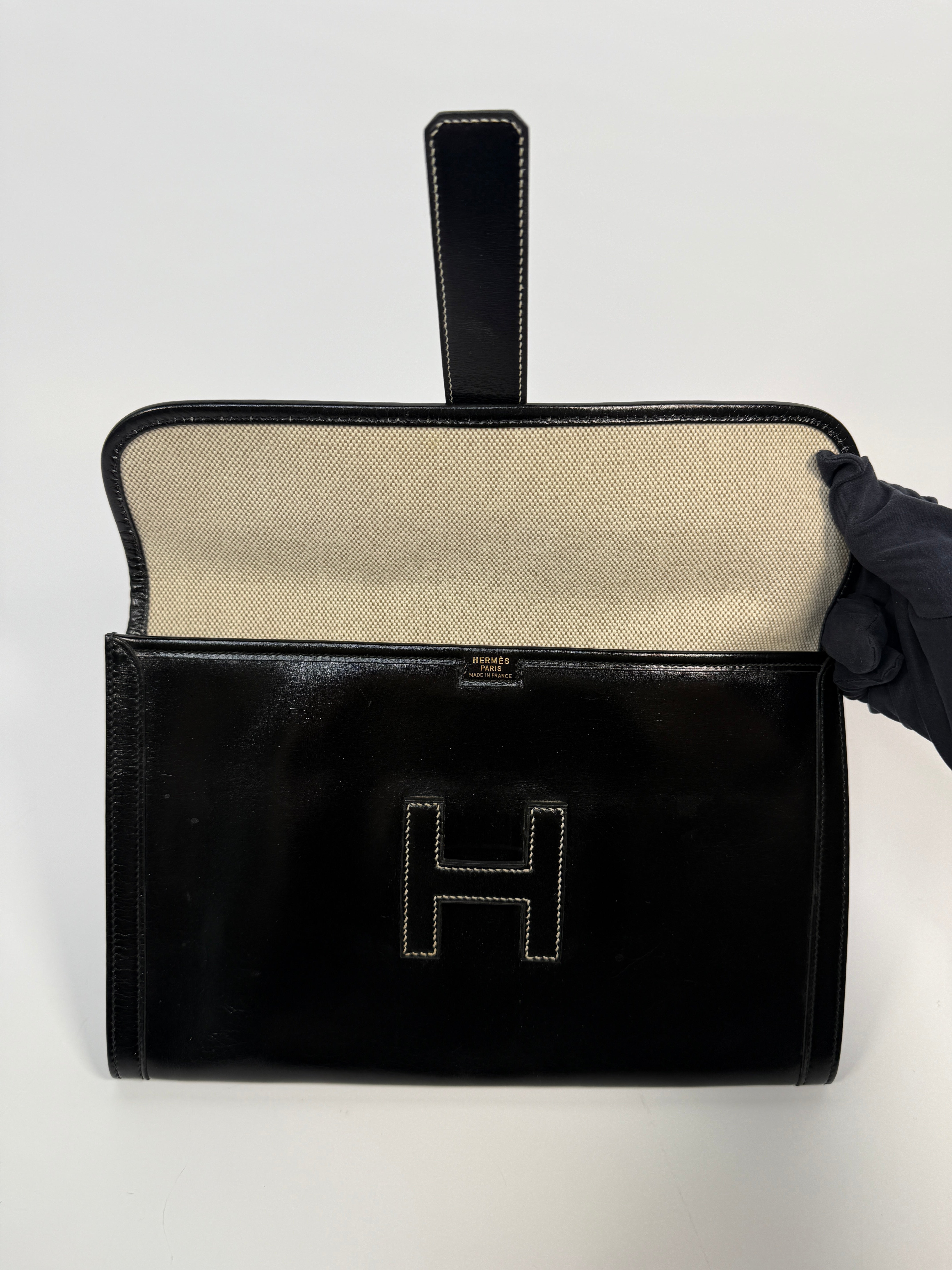 Authentic Pre Loved Hermès Jige Clutch Very Good Condition