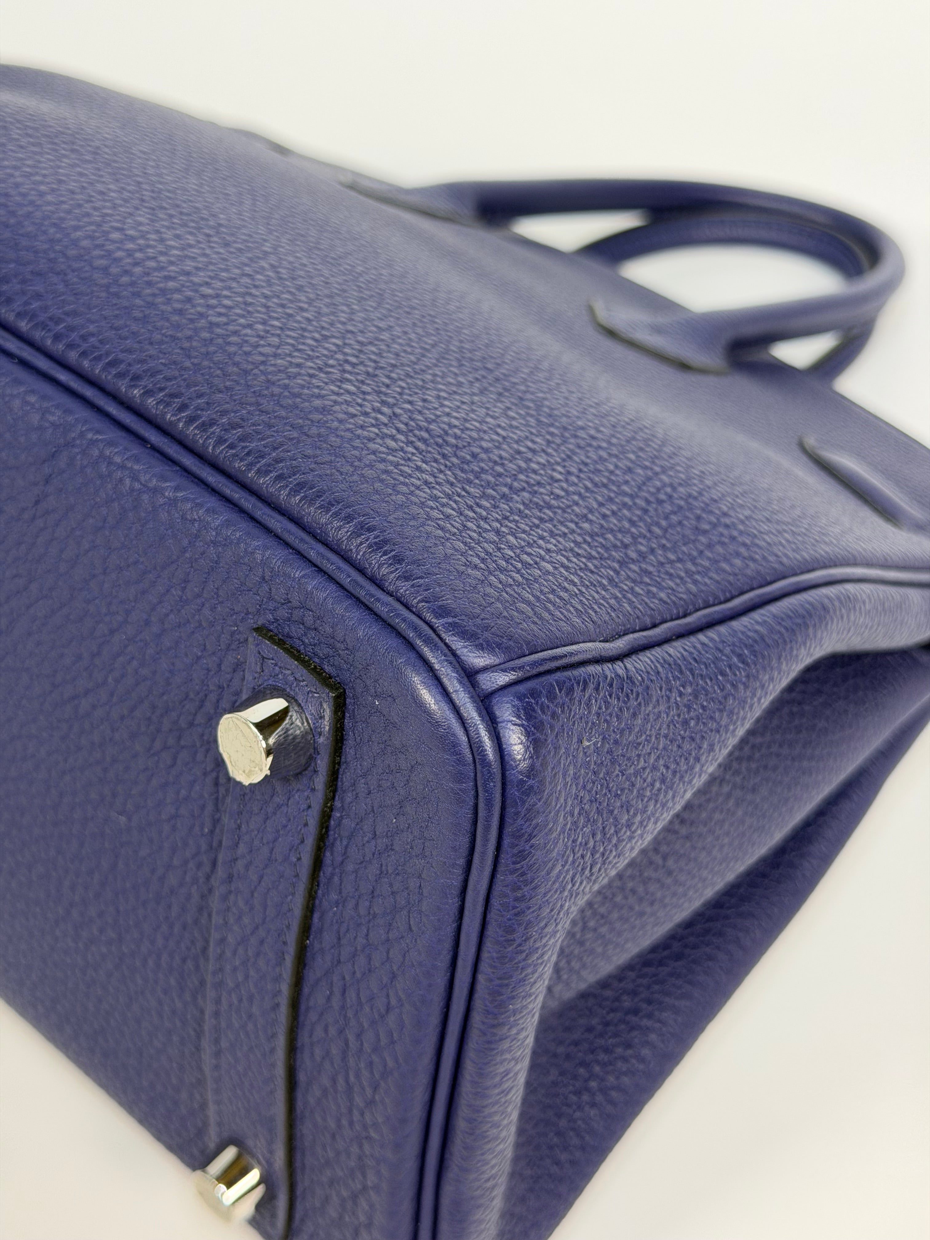 Hermès Birkin 25 In Blue Sapphire Togo With Palladium Hardware. Authentic and preloved in excellent condition