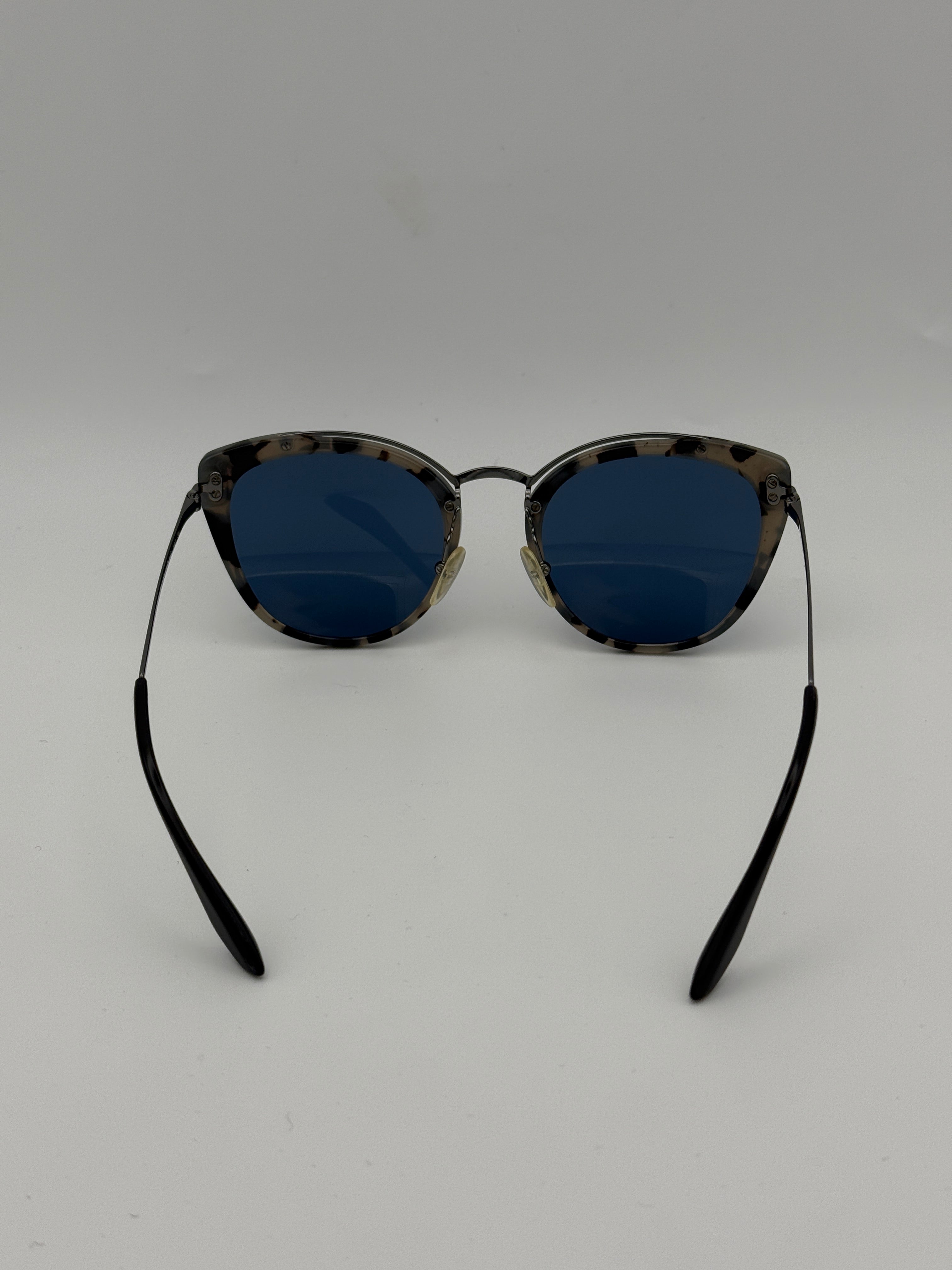 Prada SPR 20U sunglasses. 100% Authenticity guarantee. verified by Luxe Cheshire