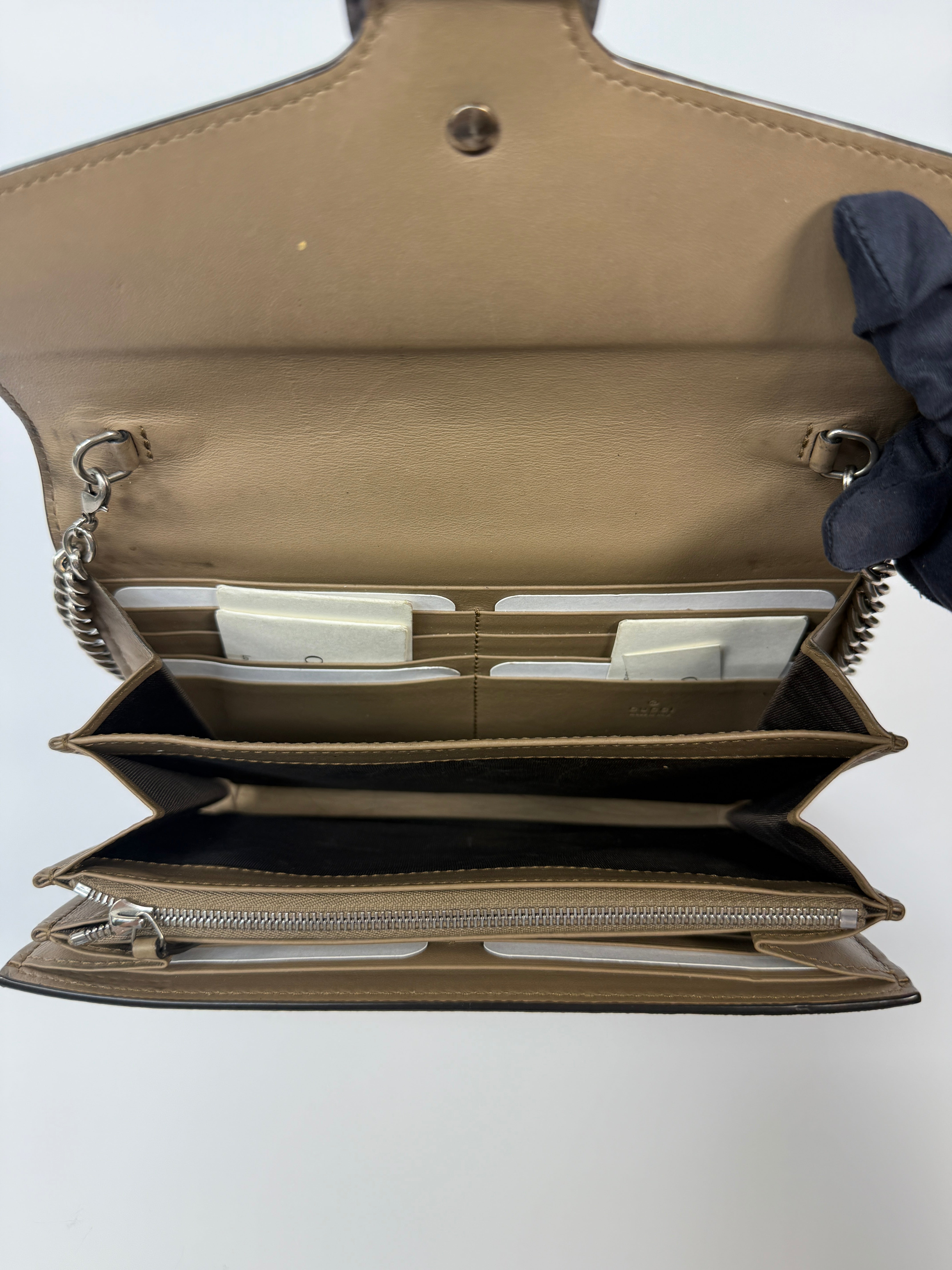 Gucci Dionysus GG Supreme Chain Wallet