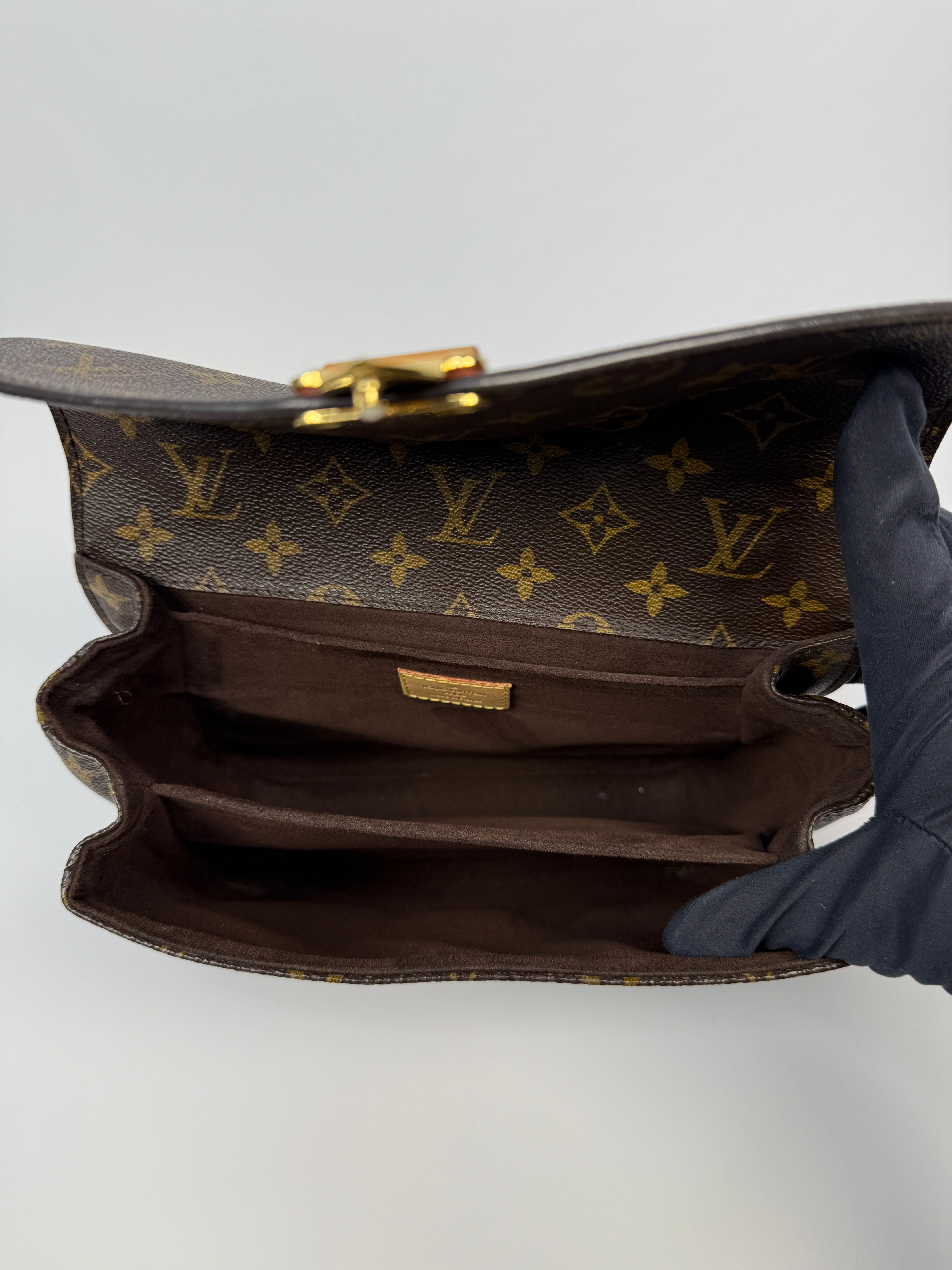 Louis Vuitton Pochette Métis Bag