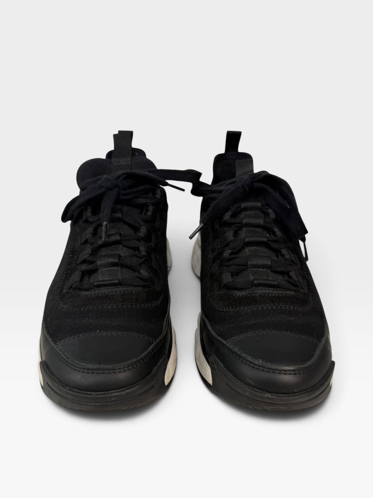 Chanel Black Sneakers (Size 39/UK6) 100% authentic and preloved in excellent condition
