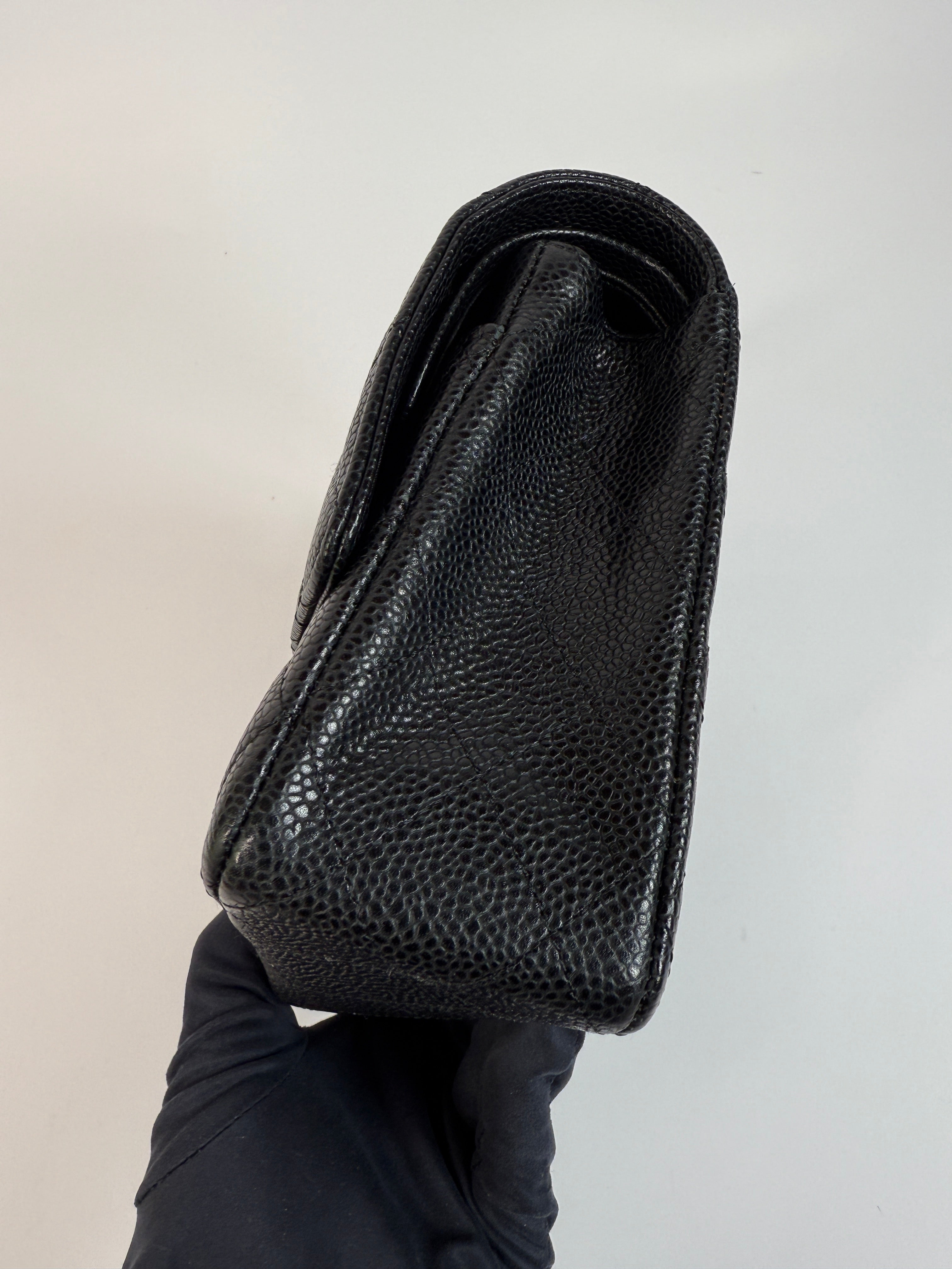 Chanel Medium Classic Double Flap Black Caviar With GHW