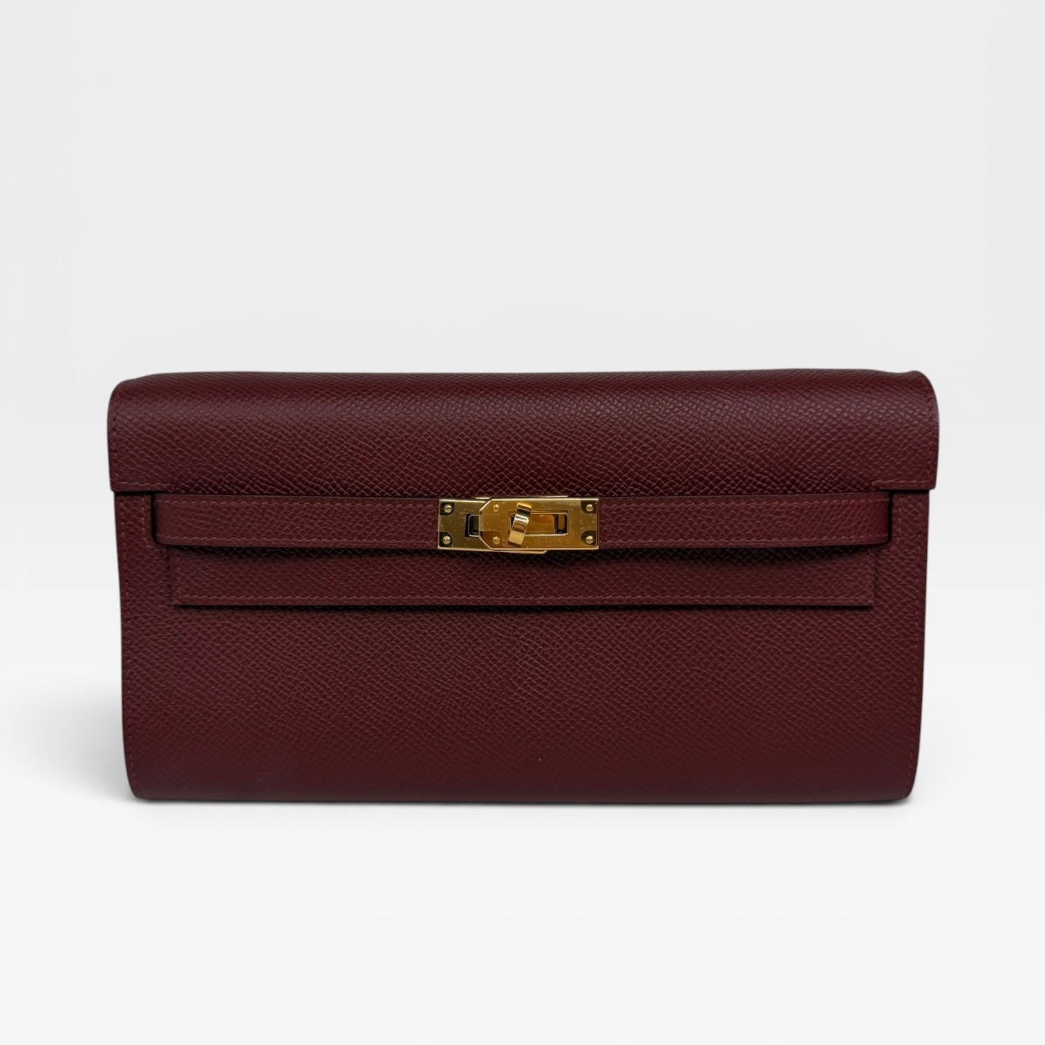 Hermès Kelly To Go In Burgundy Epsom Leather With Gold Hardware