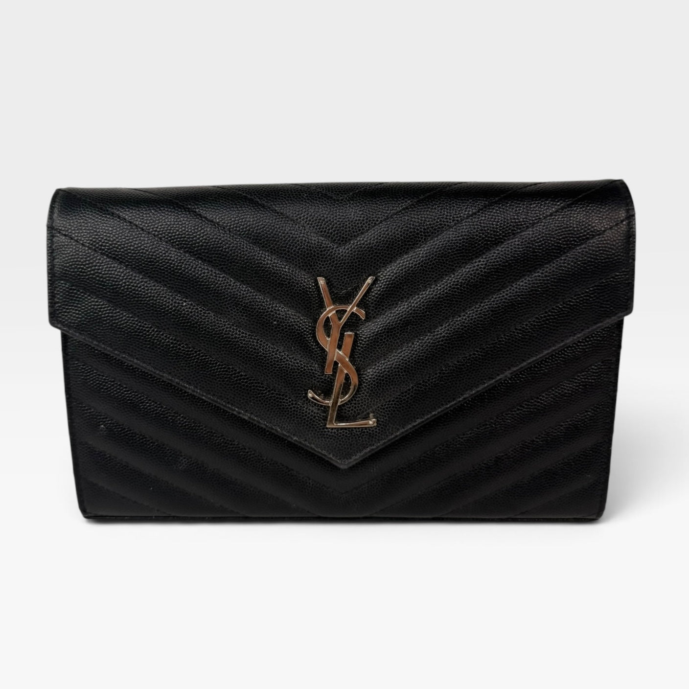 Saint Laurent Cassandre Chain Wallet In Black With Silver Hardware in good condition 100% authentic and preloved