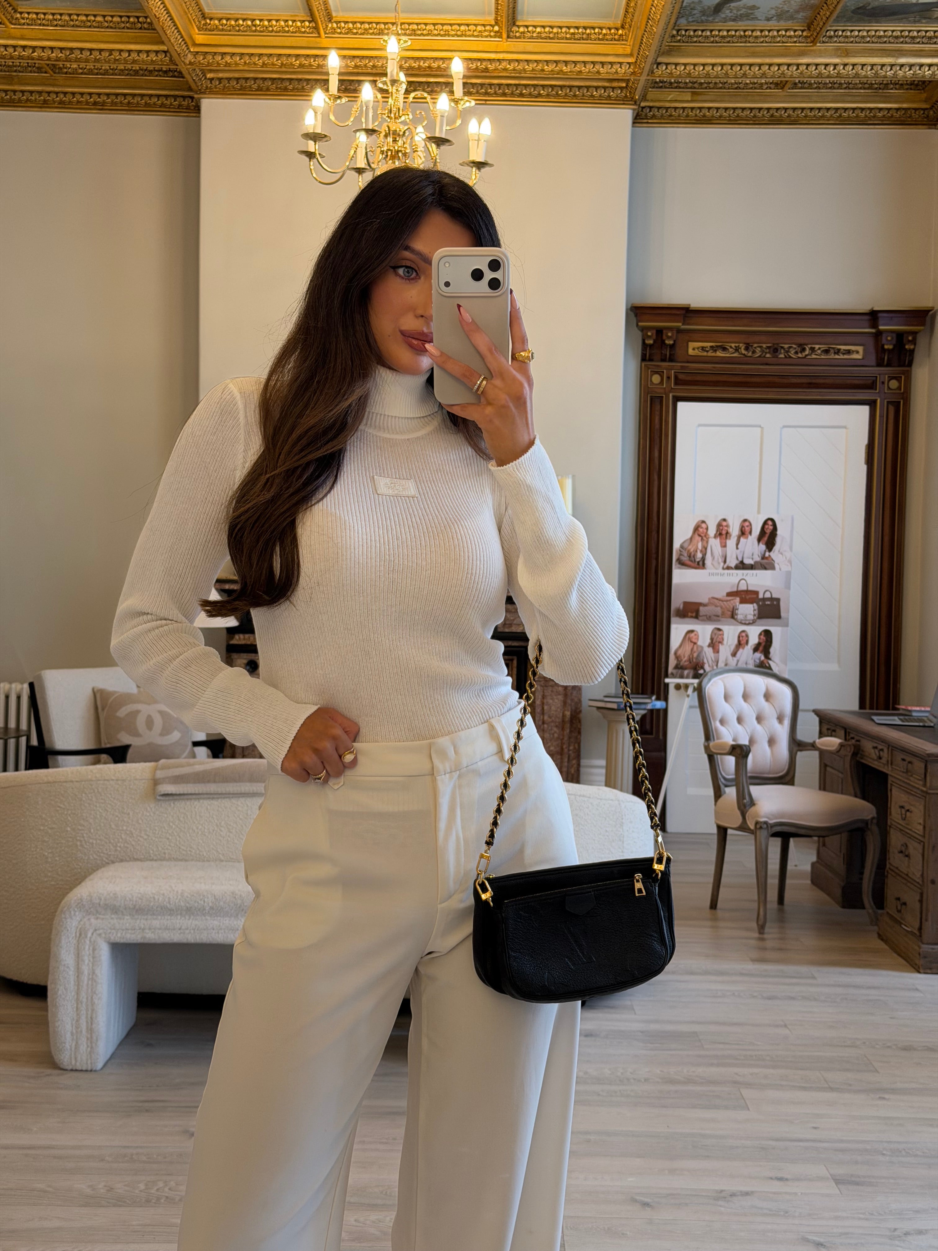 Louis Vuitton Multi Pochette Accessoires Cross-Body Bag