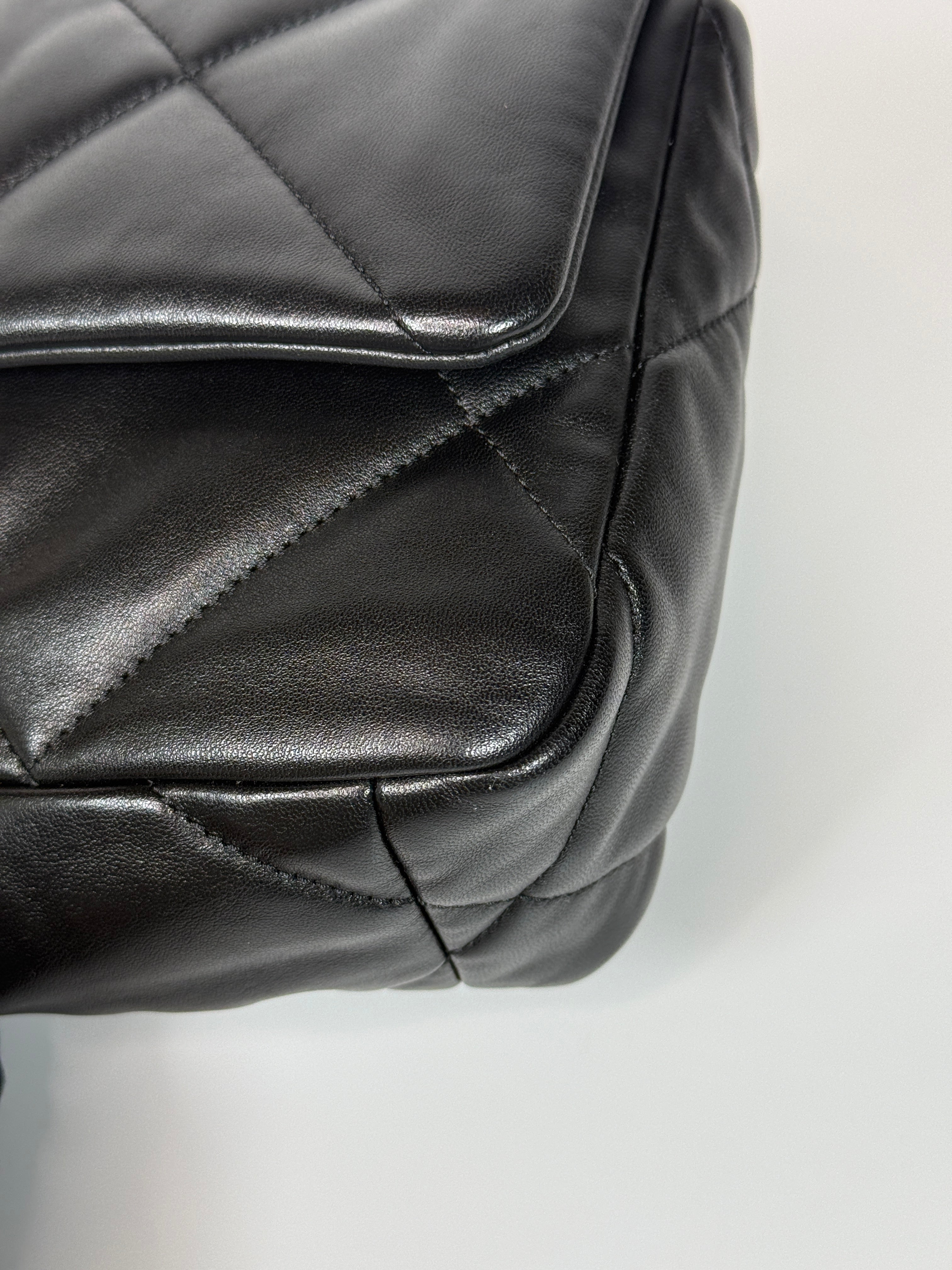 Authentic and preloved Chanel 19 Small In Black Lambskin Leather Mixed hardware. Excellent condition. 100% Authenticity guarantee
