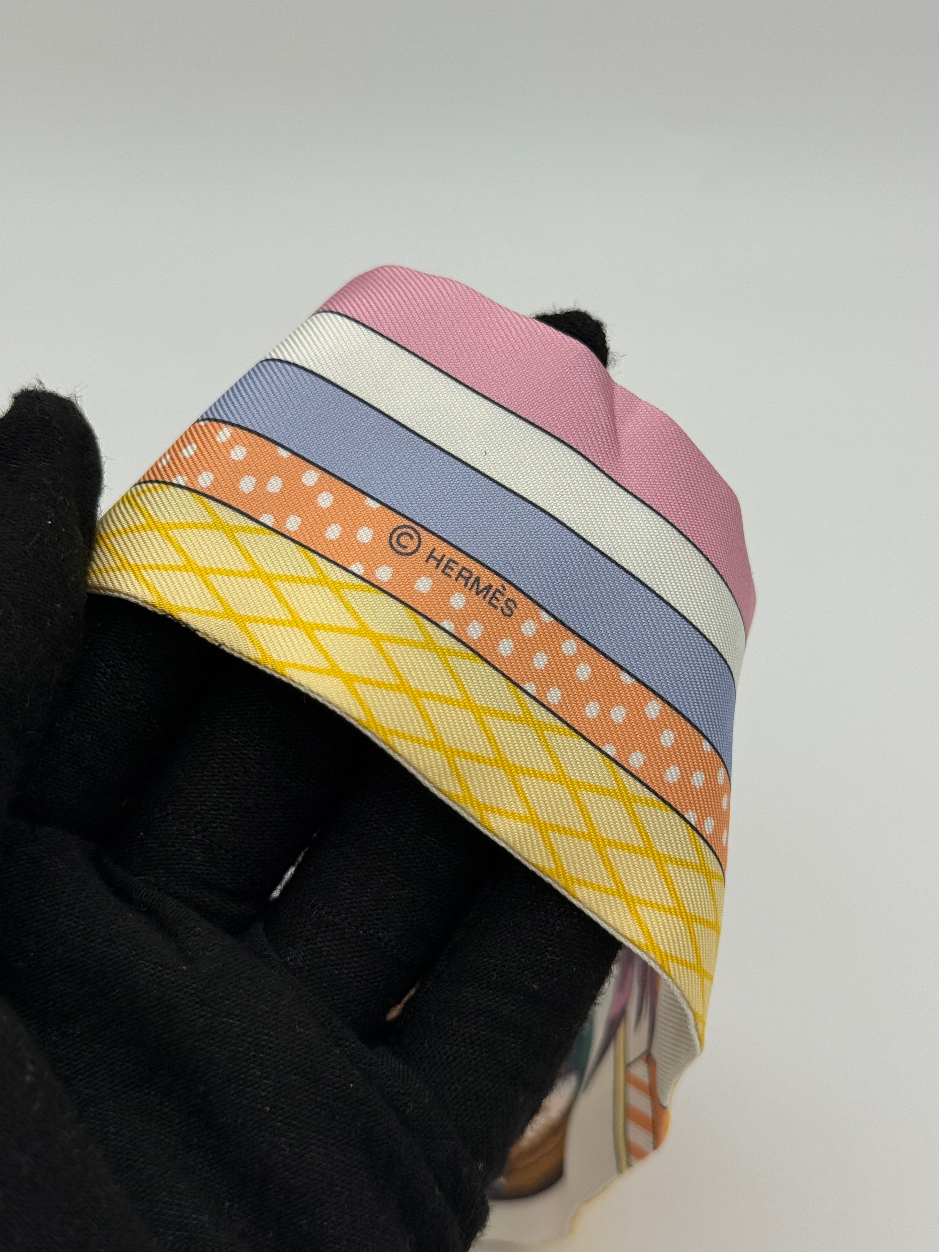 Authentic and preloved Hermes Twilly