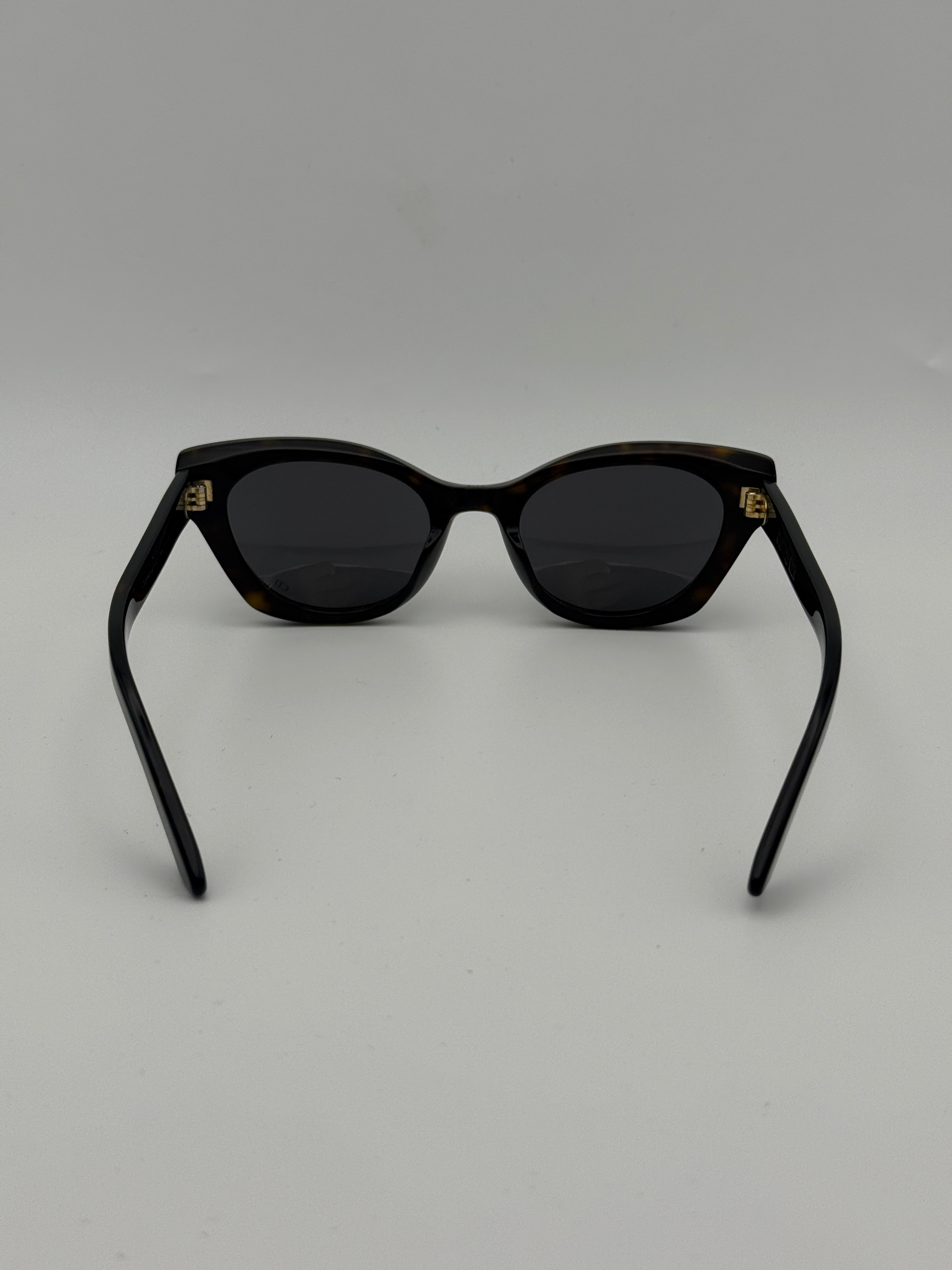 Authentic and preloved DiorMidnight B21 sunglasses. 100% Authenticity Guarantee.