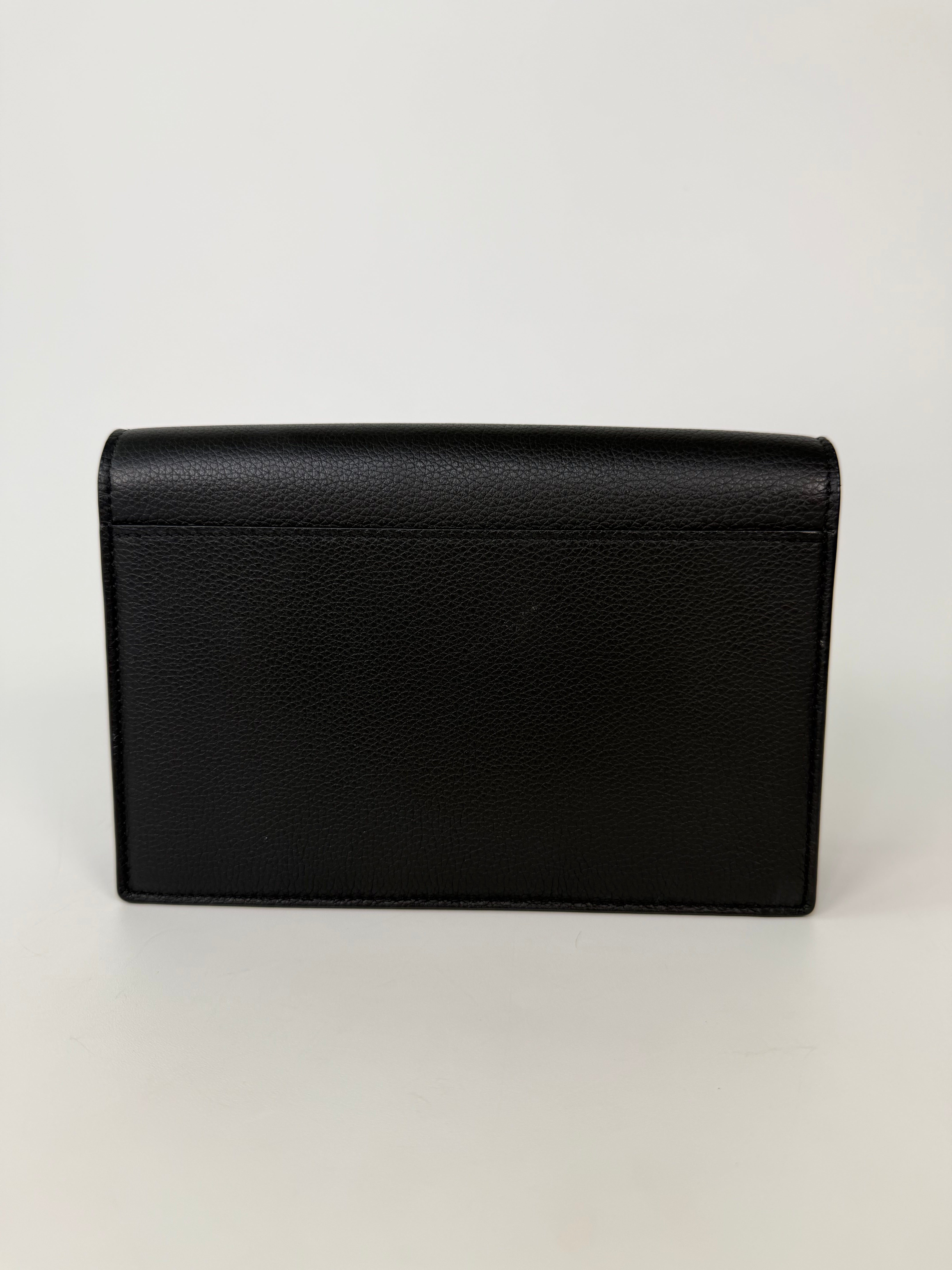 Louis Vuitton Pochette Chain MyLockMe In Black Leather With Silver Hardware in excellent condition 100% authentic and preloved