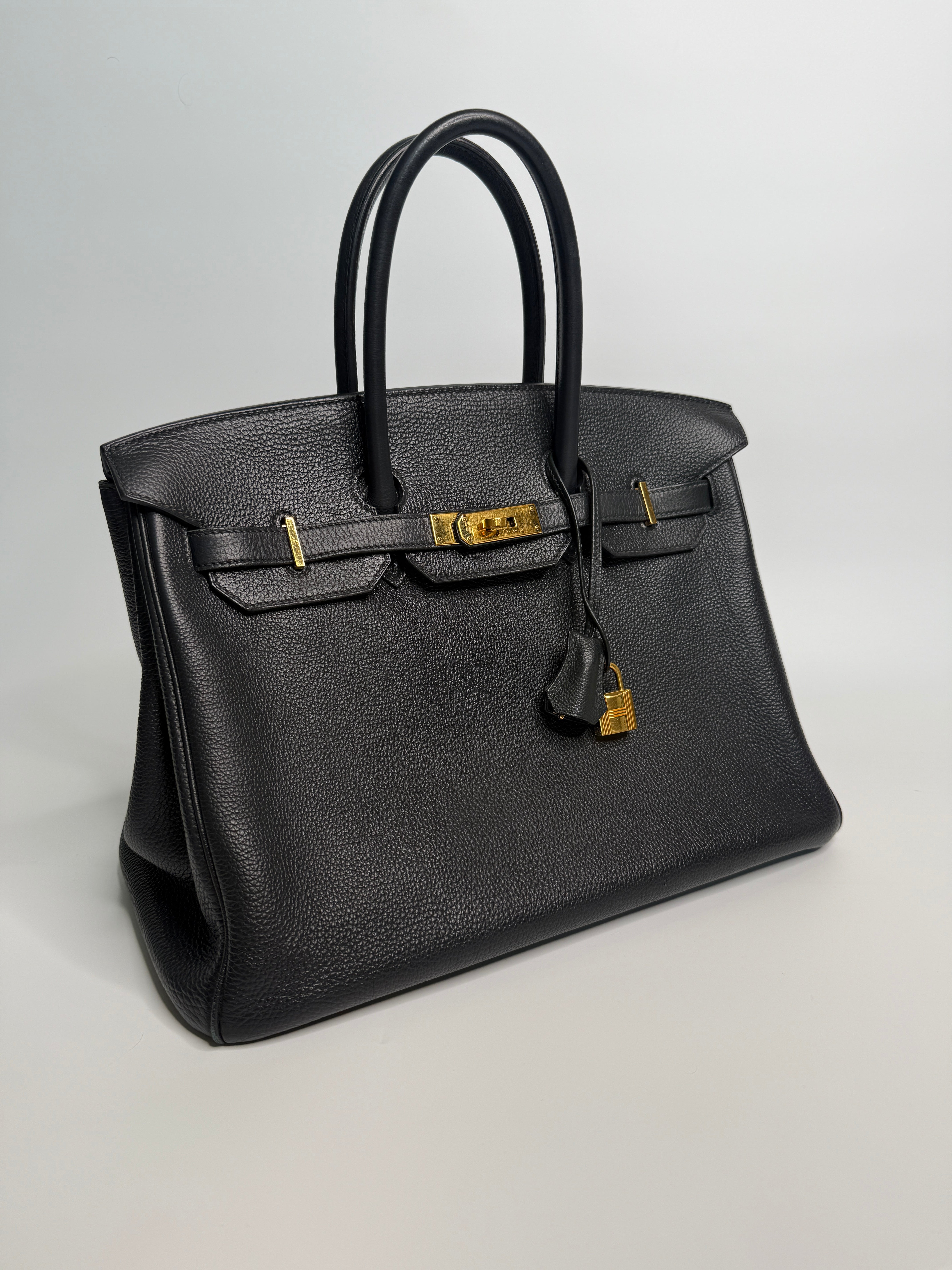 Hermès Birkin 35 Black Togo Leather with gold hardware
Authentic Pre Loved Verified by Luxe Cheshire Trusted Designer resale